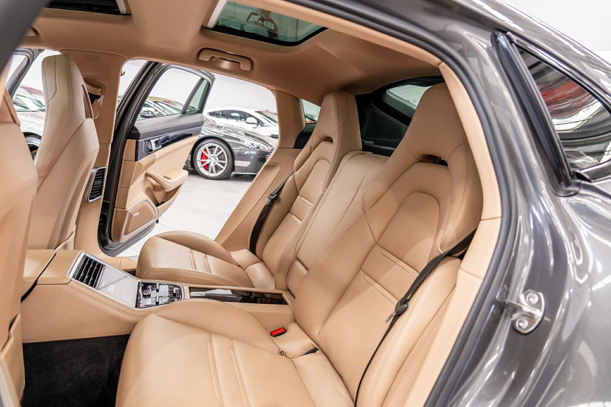 2017 PORSCHE PANAMERA 97A MY18 4S 8 SP AUTO DUAL CLUTCH 4D COUPE