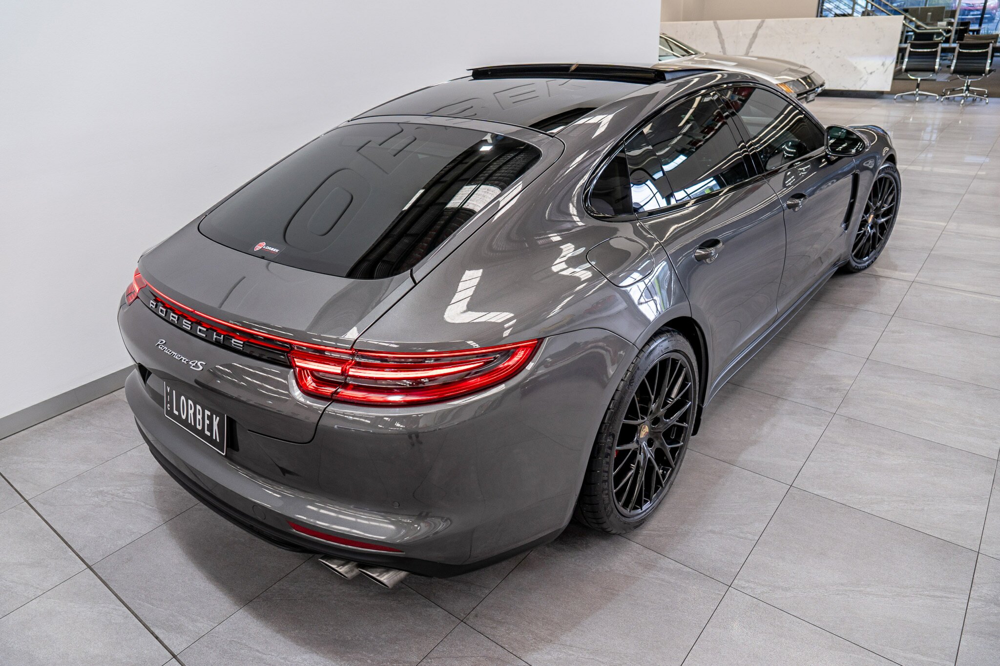 2017 PORSCHE PANAMERA 97A MY18 4S 8 SP AUTO DUAL CLUTCH 4D COUPE