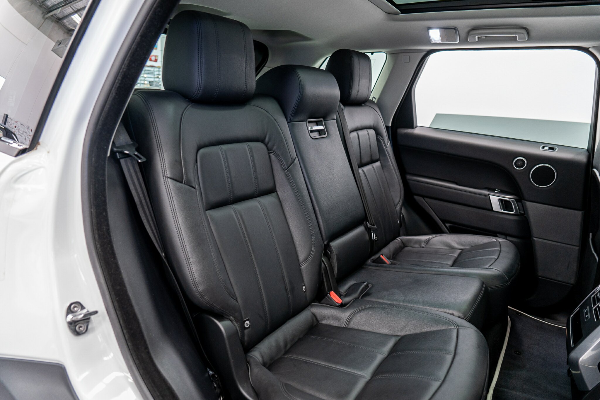 2018 RANGE ROVER RANGE ROVER LW MY19 SPORT SDV6 SE (183kW) 8 SP AUTOMATIC 4D WAGON