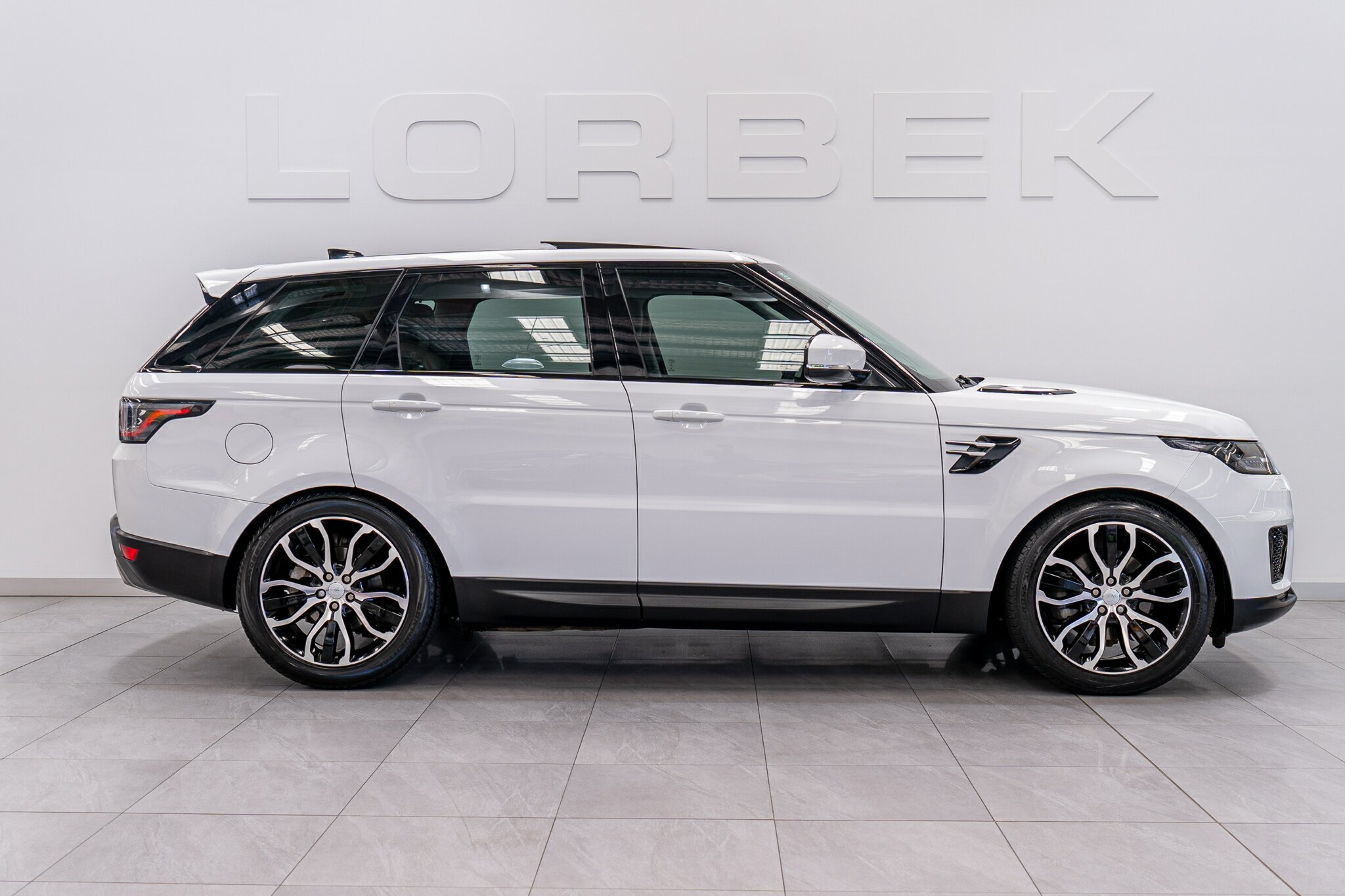 2018 RANGE ROVER RANGE ROVER LW MY19 SPORT SDV6 SE (183kW) 8 SP AUTOMATIC 4D WAGON