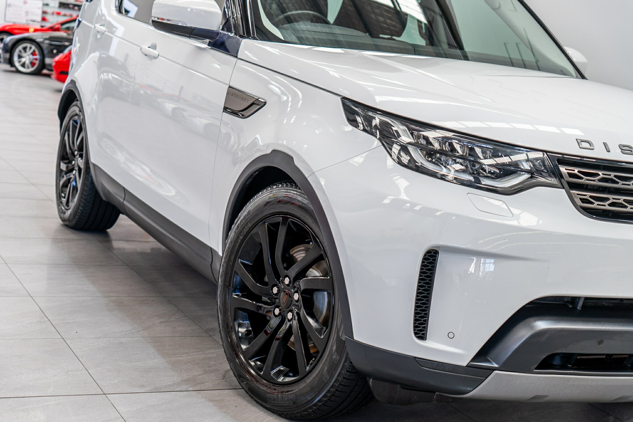 2017 LAND ROVER DISCOVERY MY17 TD6 SE 8 SP AUTOMATIC 4D WAGON