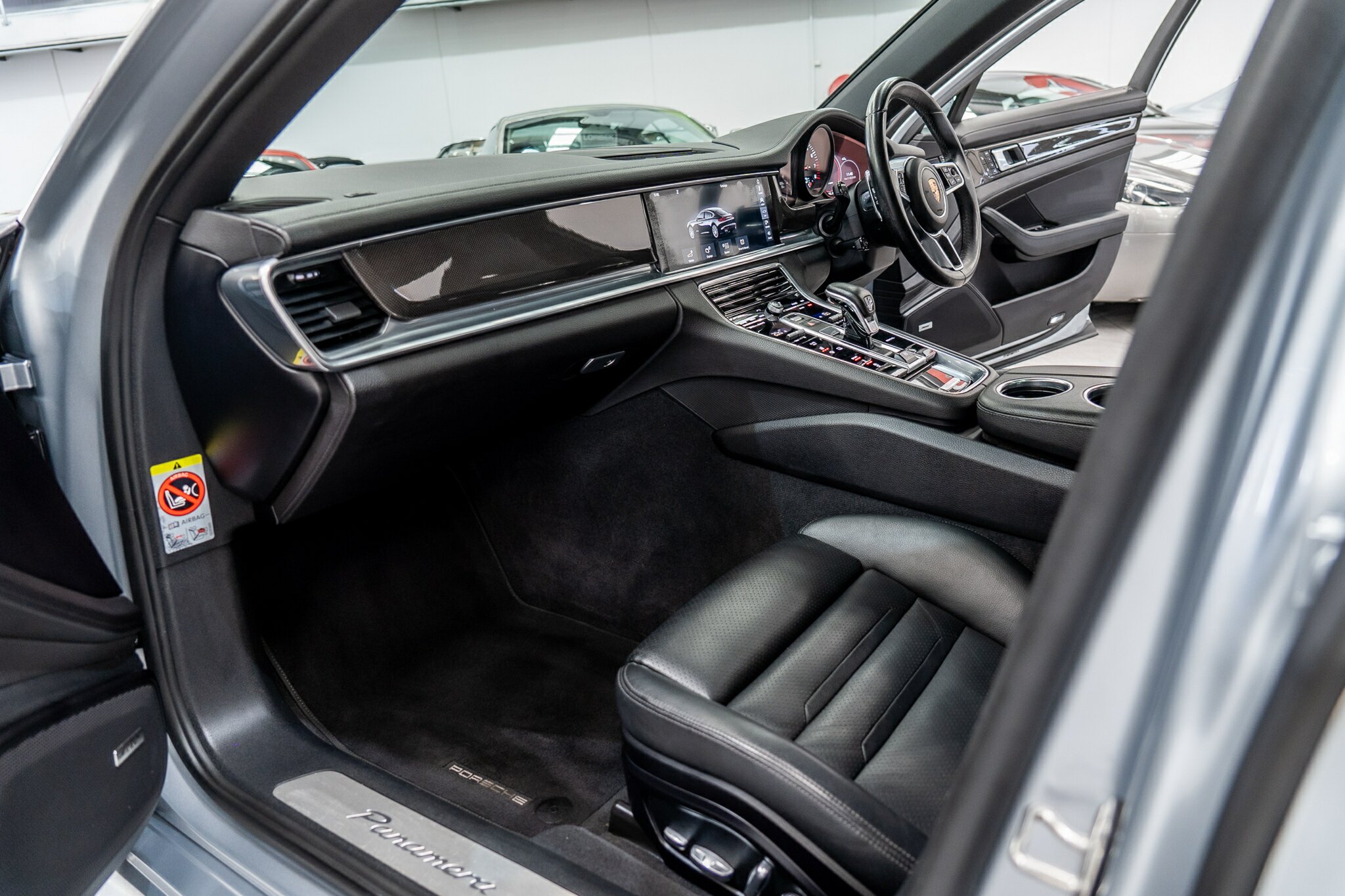 2017 PORSCHE PANAMERA 971 97A 8 SP AUTOMATIC 4D COUPE