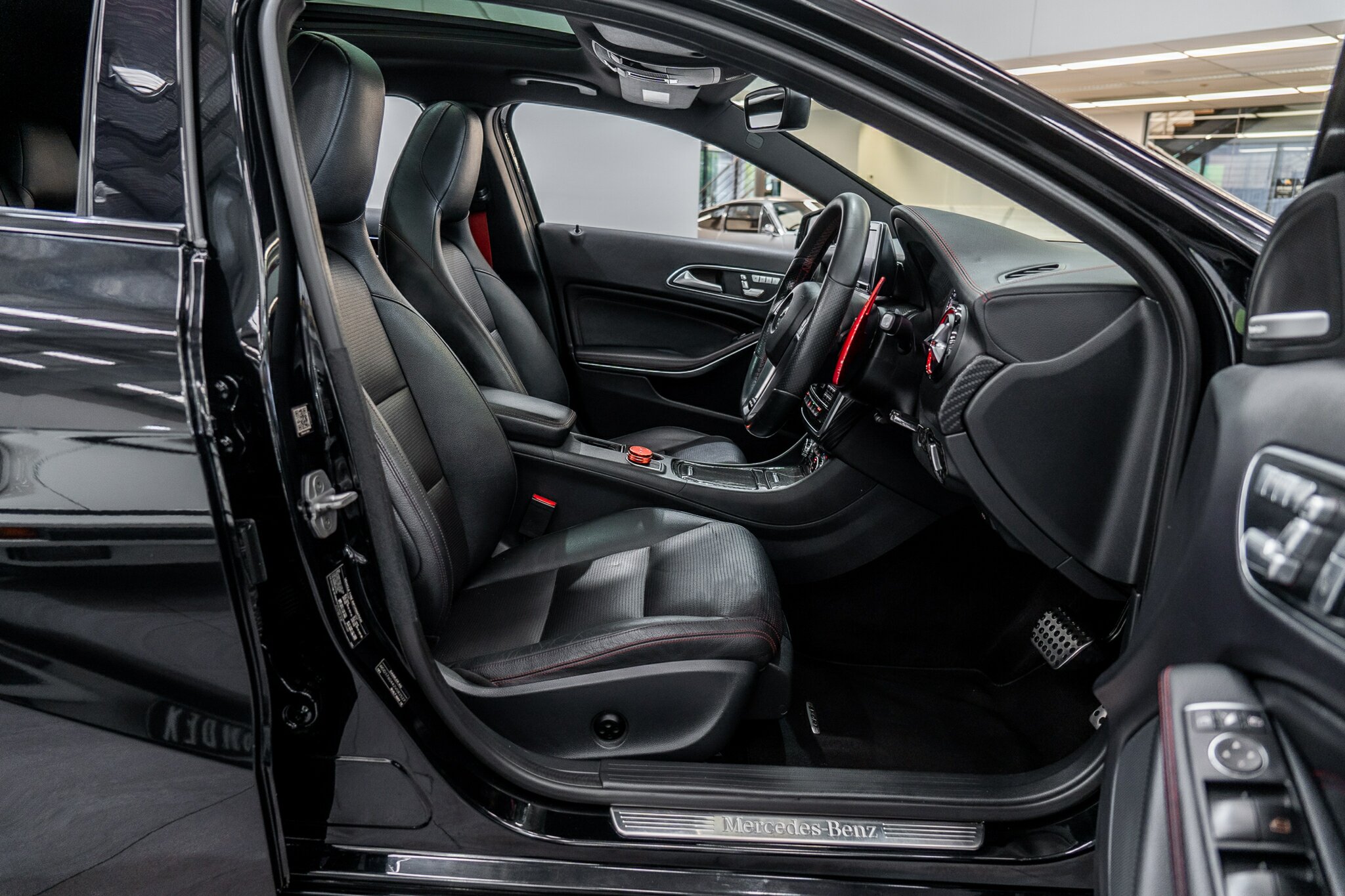 2015 MERCEDES-BENZ A250 176 MY15 SPORT 7 SP AUTOMATIC 5D HATCHBACK