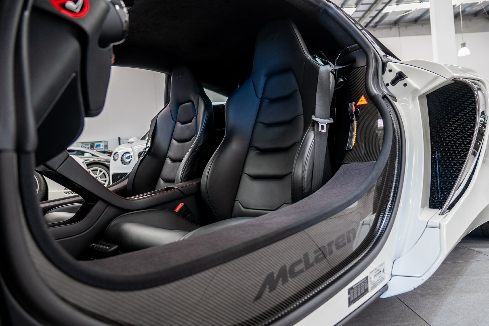 2016 McLAREN 650S 7 SP AUTO DIRECT SHIFT SEDAN
