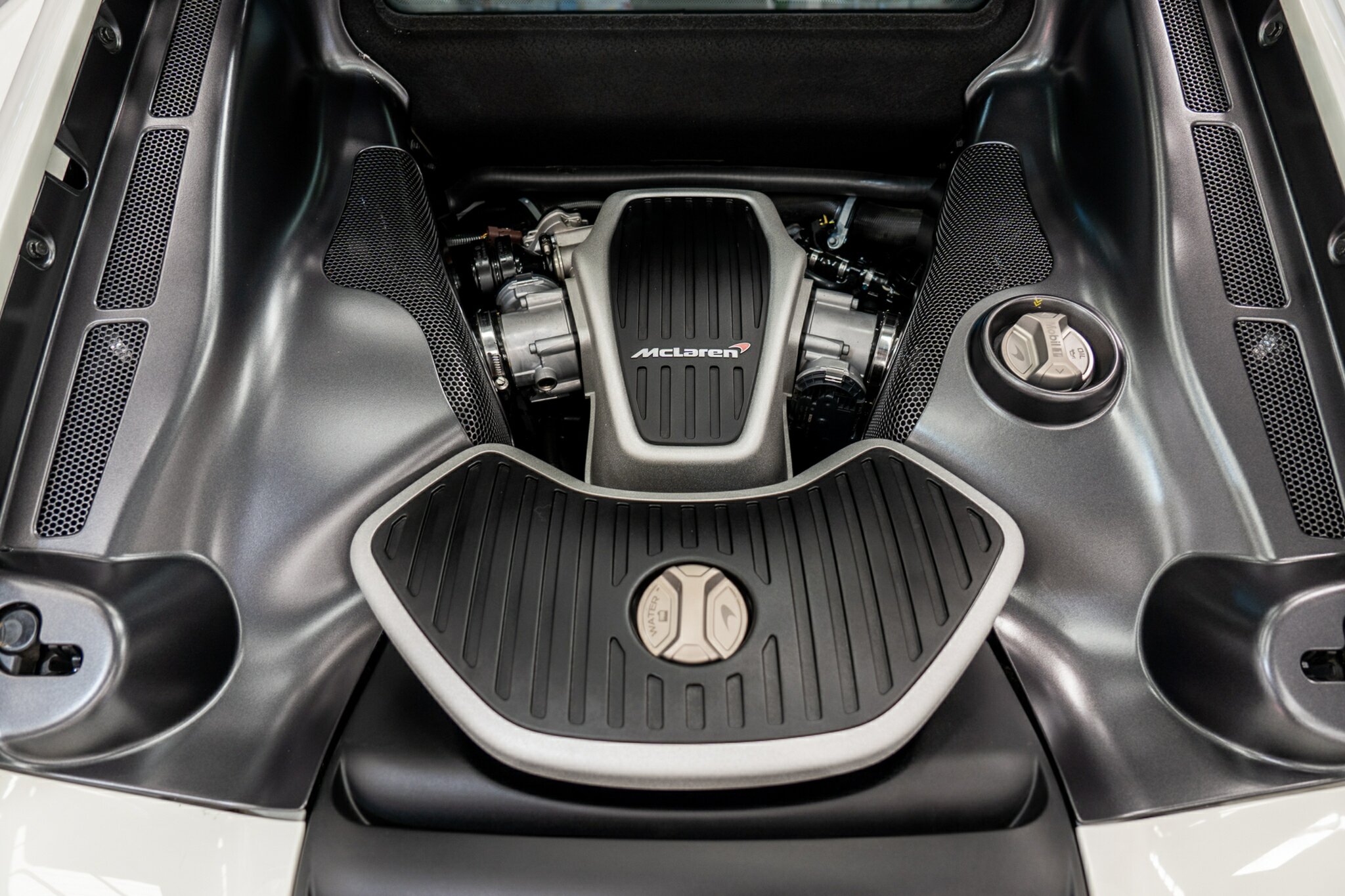 2016 McLAREN 650S 7 SP AUTO DIRECT SHIFT SEDAN