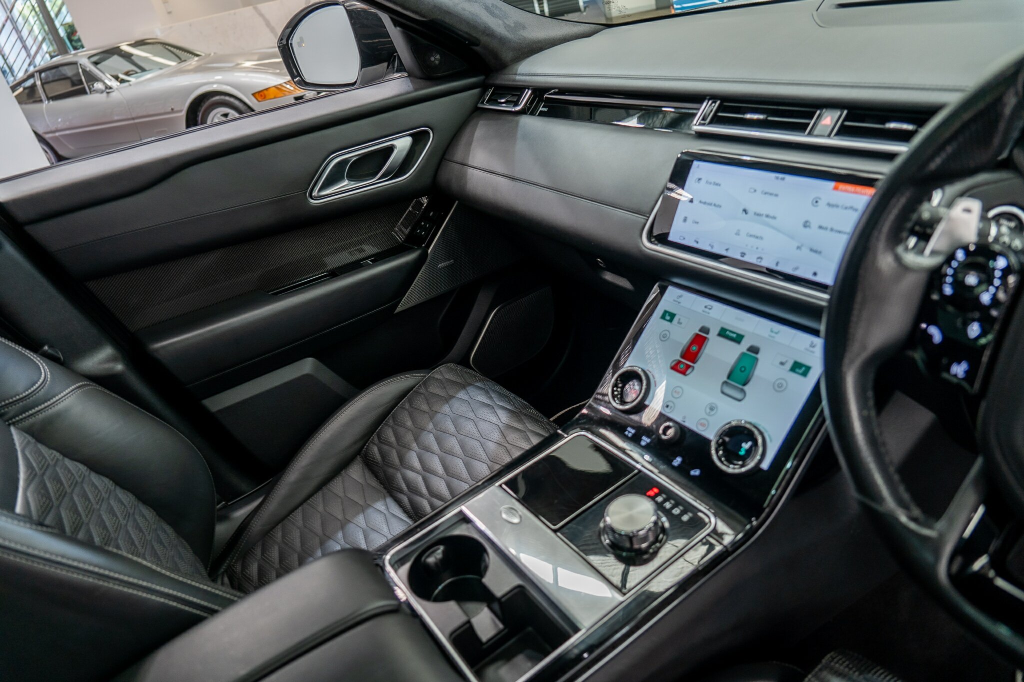 2019 LAND ROVER RANGE ROVER VELAR L560 MY20 P550 SV A/B DYNAMIC (405kW) 8 SP AUTOMATIC 4D WAGON
