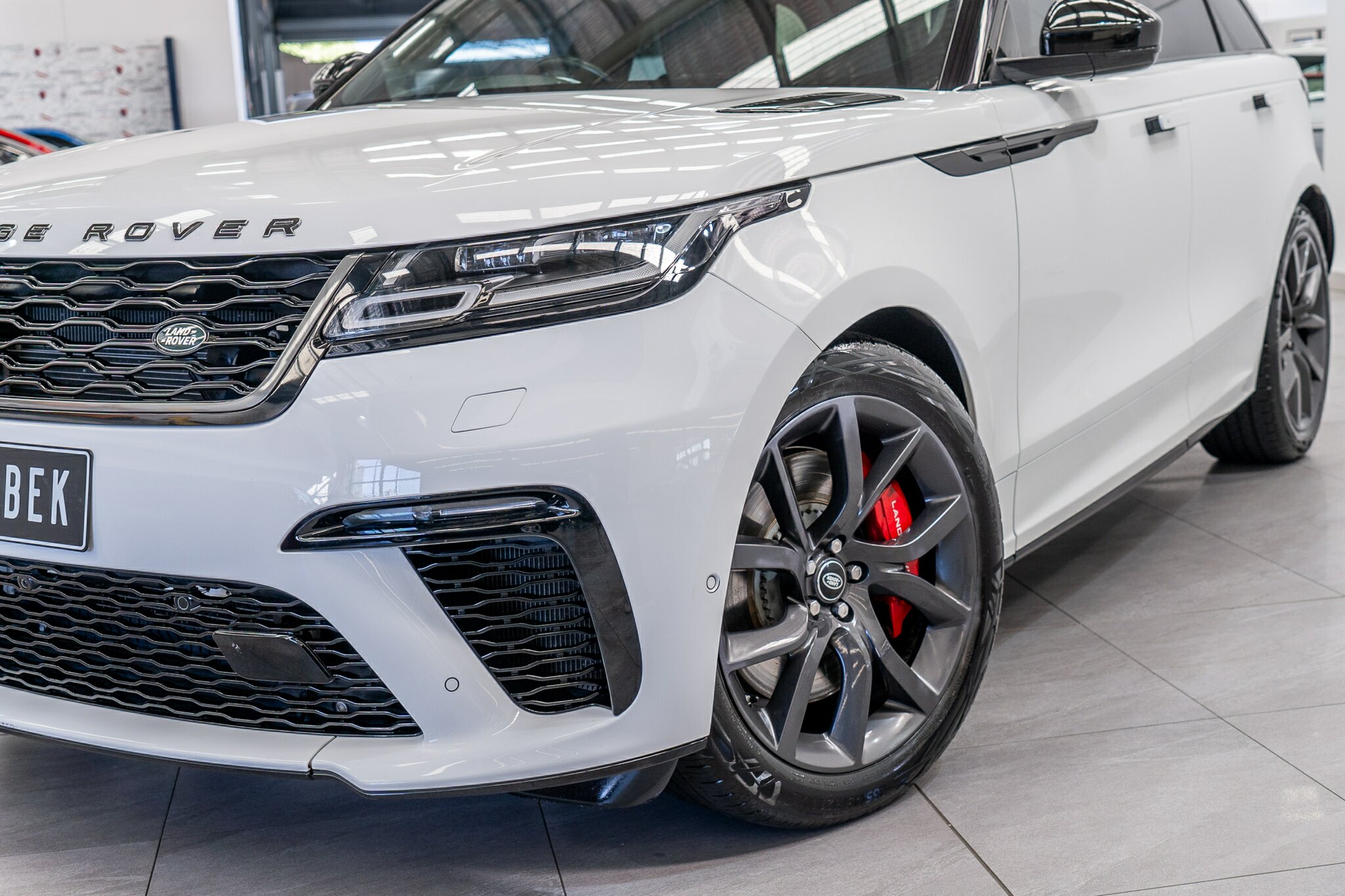 2019 LAND ROVER RANGE ROVER VELAR L560 MY20 P550 SV A/B DYNAMIC (405kW) 8 SP AUTOMATIC 4D WAGON