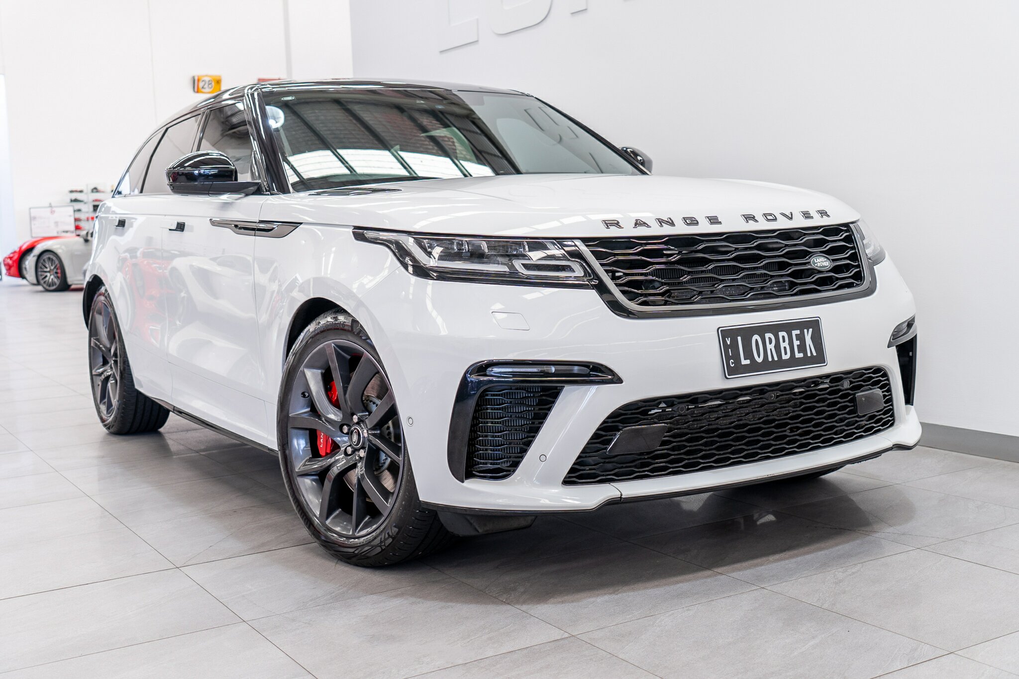 2019 LAND ROVER RANGE ROVER VELAR L560 MY20 P550 SV A/B DYNAMIC (405kW) 8 SP AUTOMATIC 4D WAGON