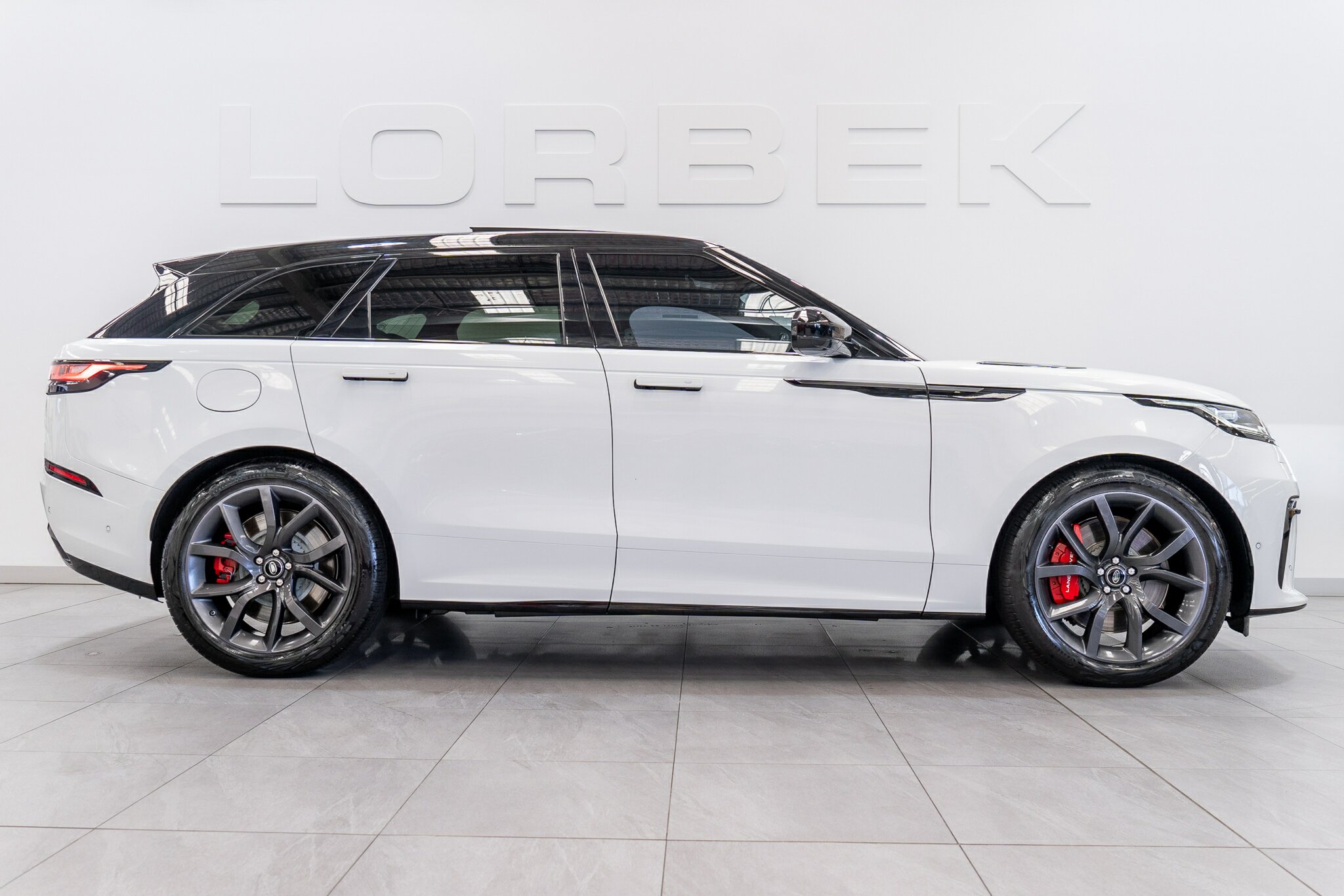 2019 LAND ROVER RANGE ROVER VELAR L560 MY20 P550 SV A/B DYNAMIC (405kW) 8 SP AUTOMATIC 4D WAGON