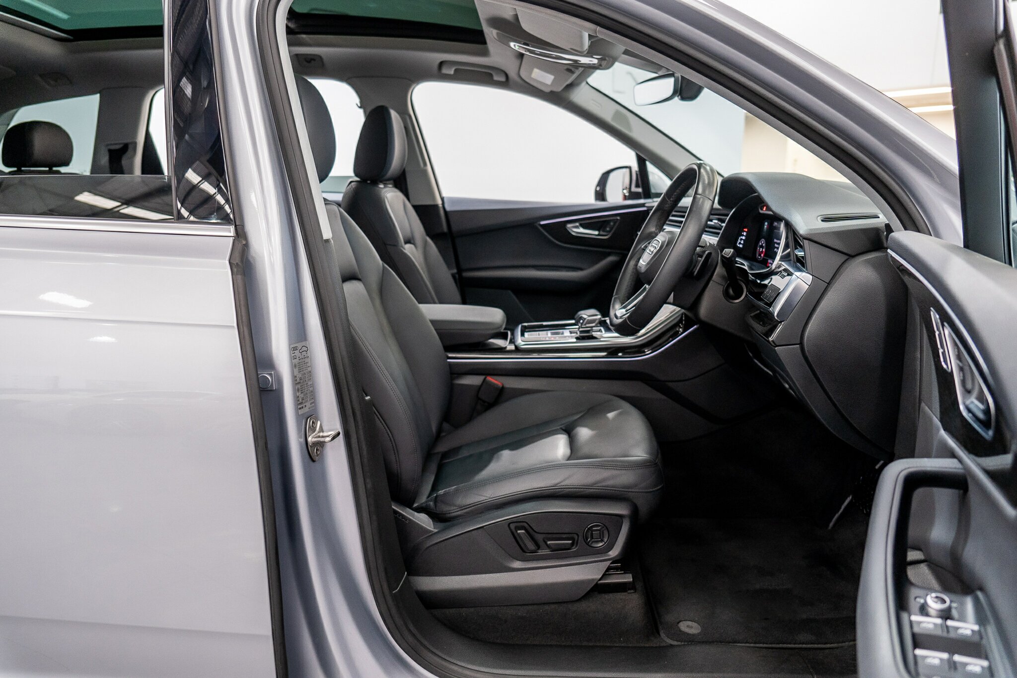 2021 AUDI Q7 4M MY21 45 TDI QUATTRO MHEV 8 SP AUTOMATIC TIPTRONIC 4D WAGON
