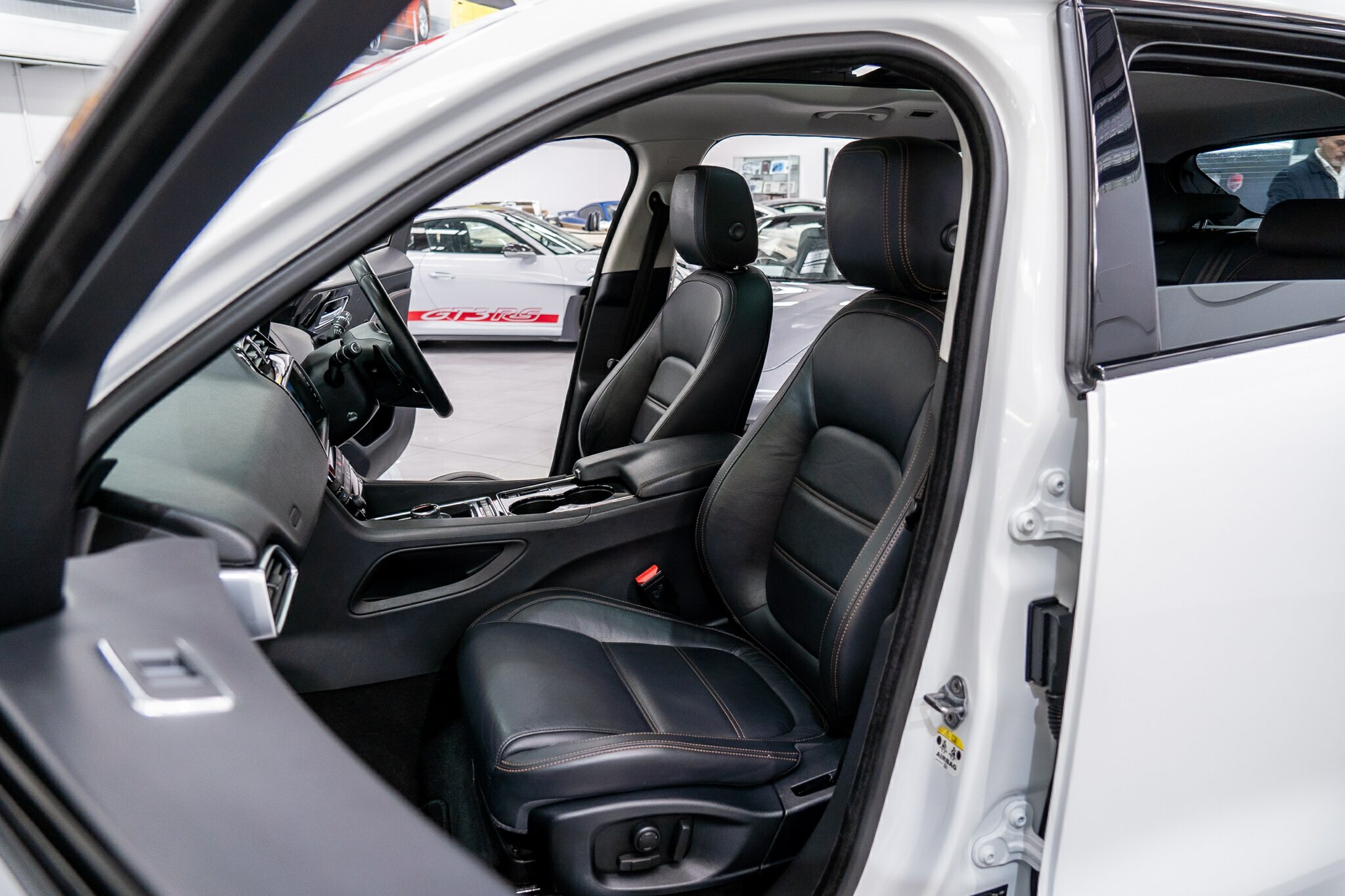 2016 JAGUAR F-PACE MY17 30D PRESTIGE AWD 8 SP AUTOMATIC 4D WAGON