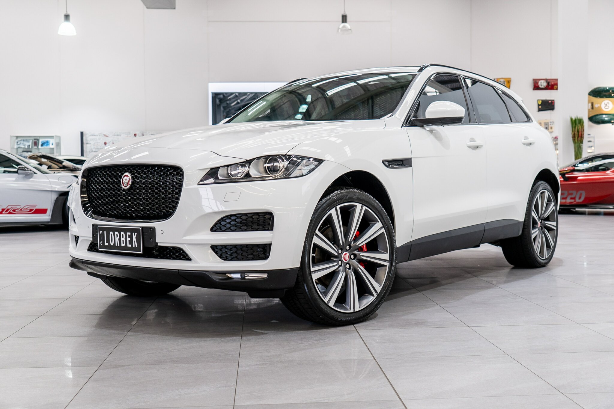 2016 JAGUAR F-PACE MY17 30D PRESTIGE AWD 8 SP AUTOMATIC 4D WAGON