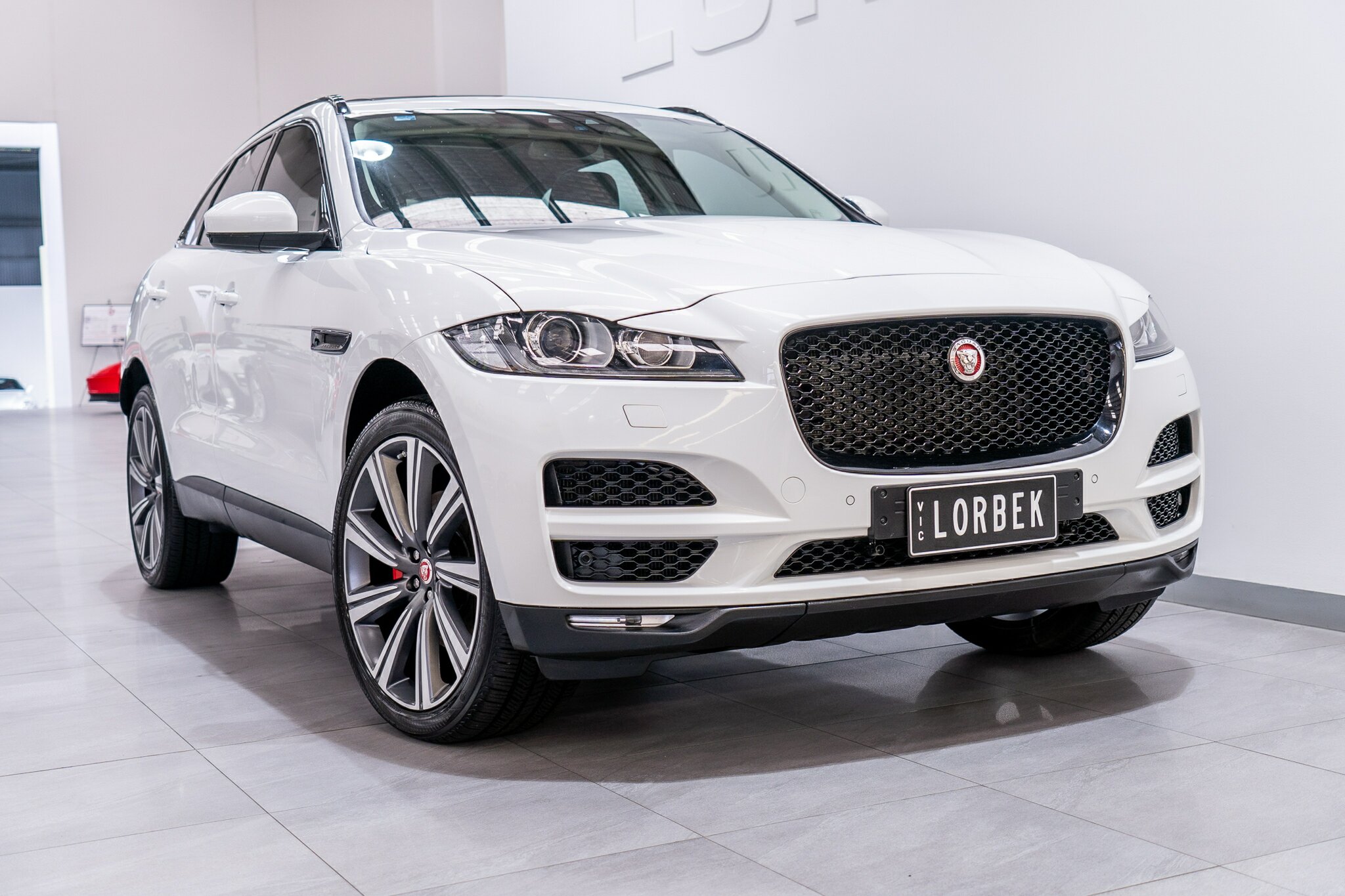 2016 JAGUAR F-PACE MY17 30D PRESTIGE AWD 8 SP AUTOMATIC 4D WAGON