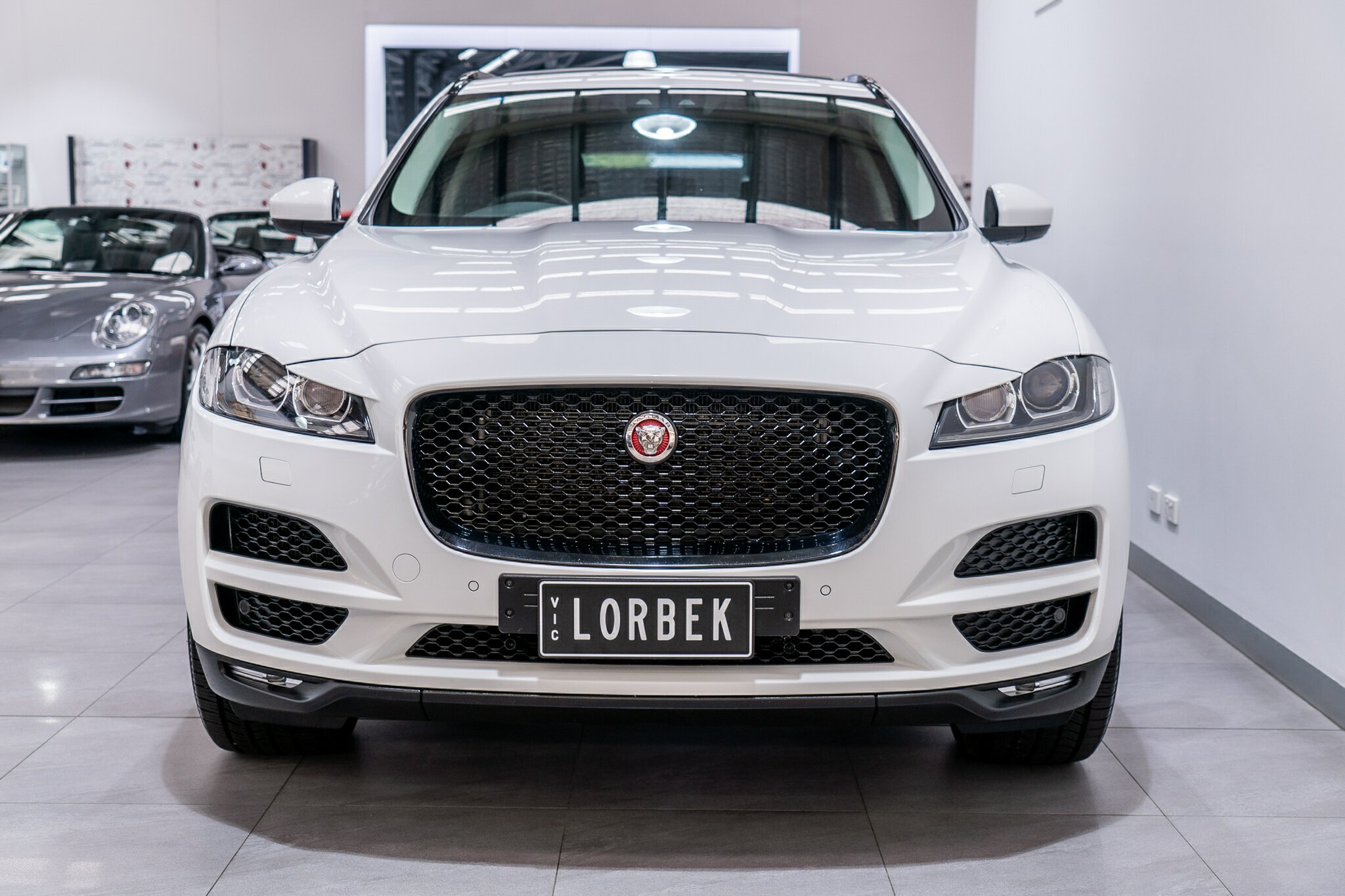 2016 JAGUAR F-PACE MY17 30D PRESTIGE AWD 8 SP AUTOMATIC 4D WAGON