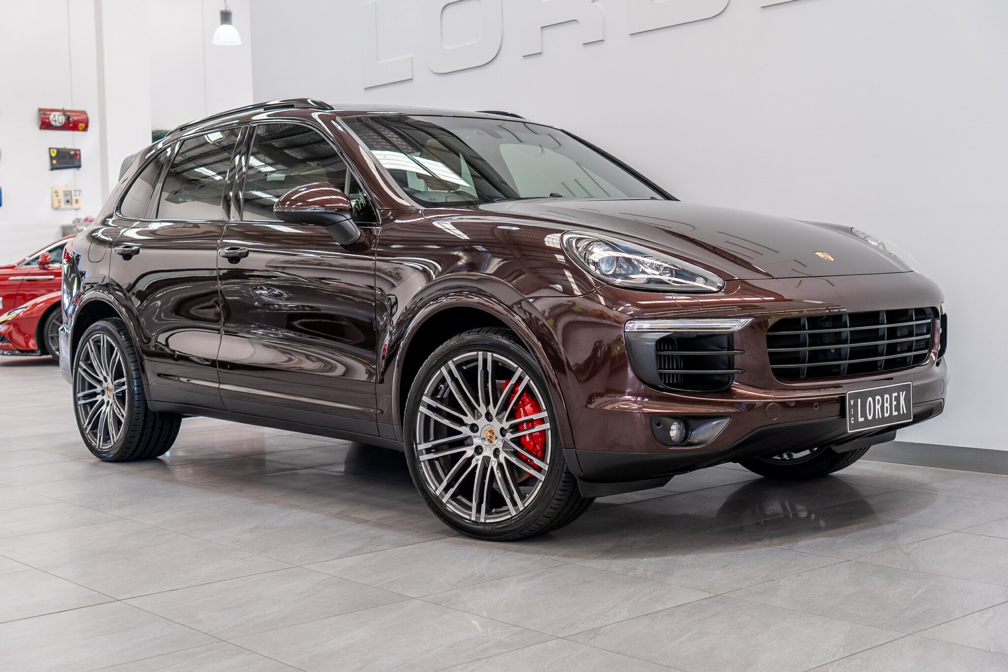 2017 PORSCHE CAYENNE 92A MY18 DIESEL PLATINUM EDITION 8 SP AUTOMATIC TIPTRONIC 4D WAGON