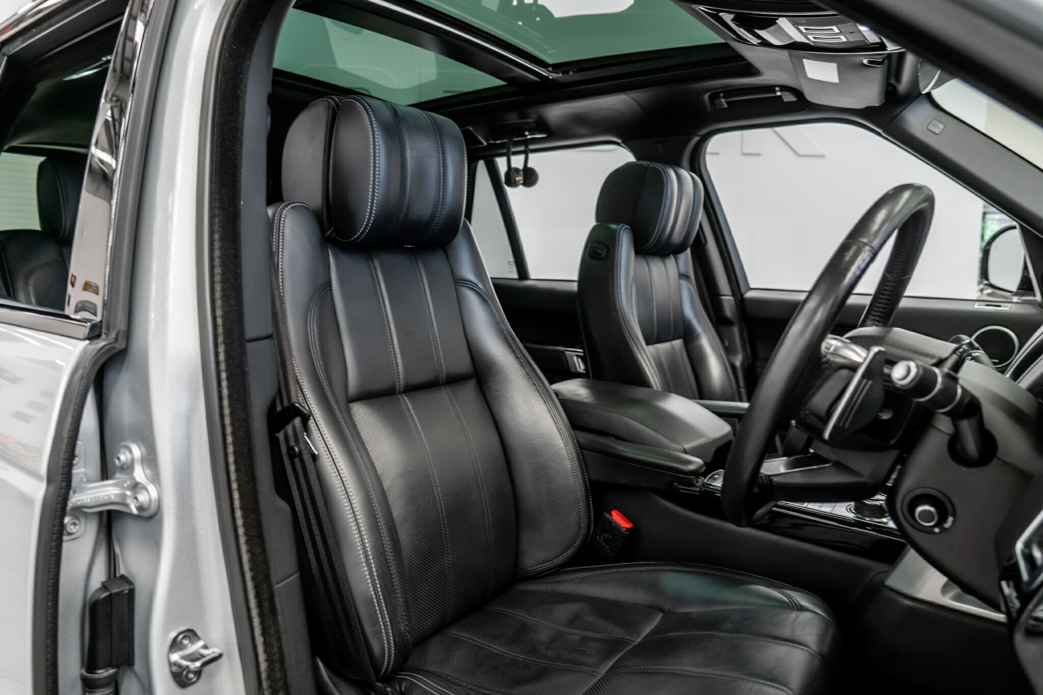 2017 RANGE ROVER RANGE ROVER LG MY17 AUTOBIOGRAPHY SDV8 8 SP AUTOMATIC 4D WAGON