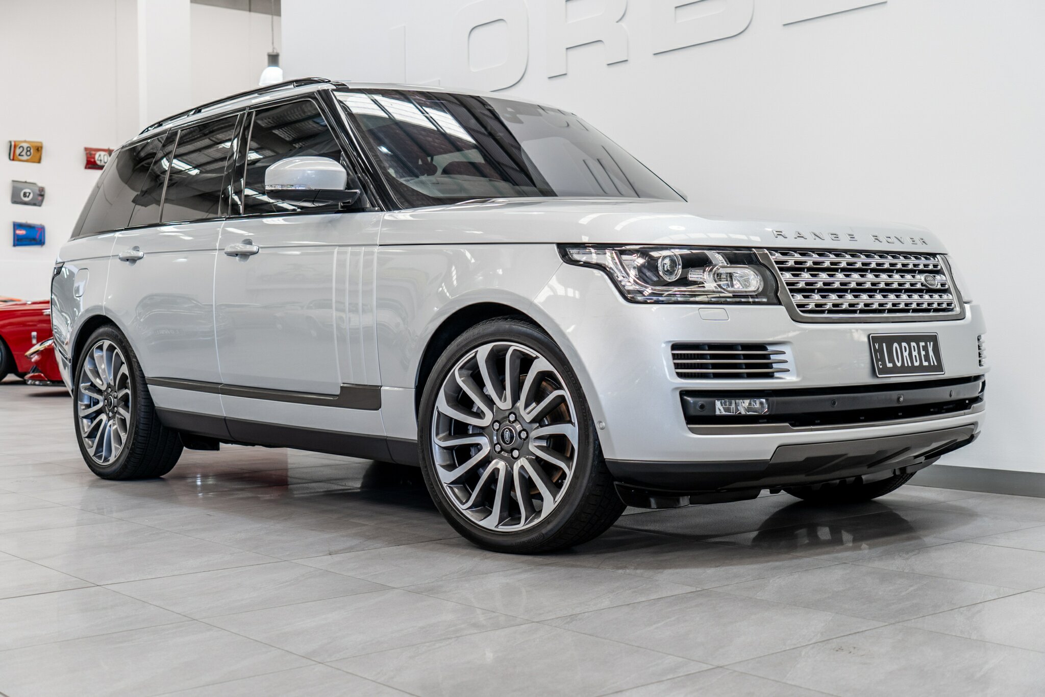 2017 RANGE ROVER RANGE ROVER LG MY17 AUTOBIOGRAPHY SDV8 8 SP AUTOMATIC 4D WAGON