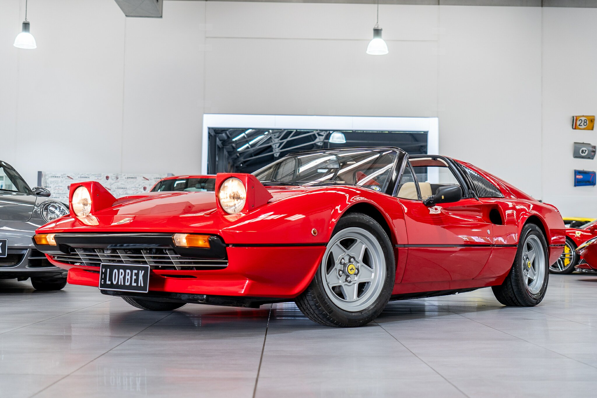1980 FERRARI 308 GTS 5 SP MANUAL 2D COUPE