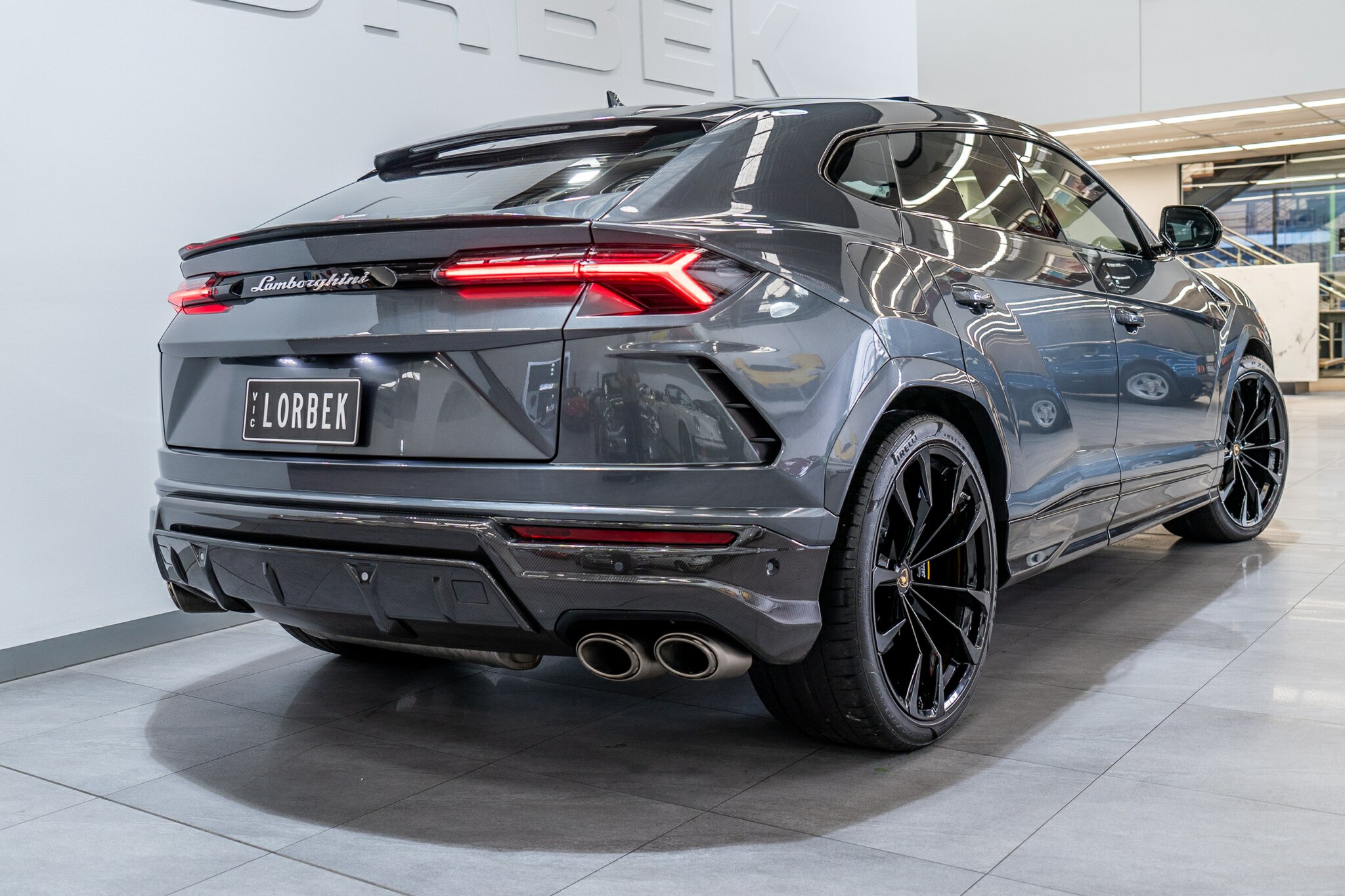 2019 LAMBORGHINI URUS 636 MY19 5 SEAT 8 SP AUTOMATIC 4D WAGON