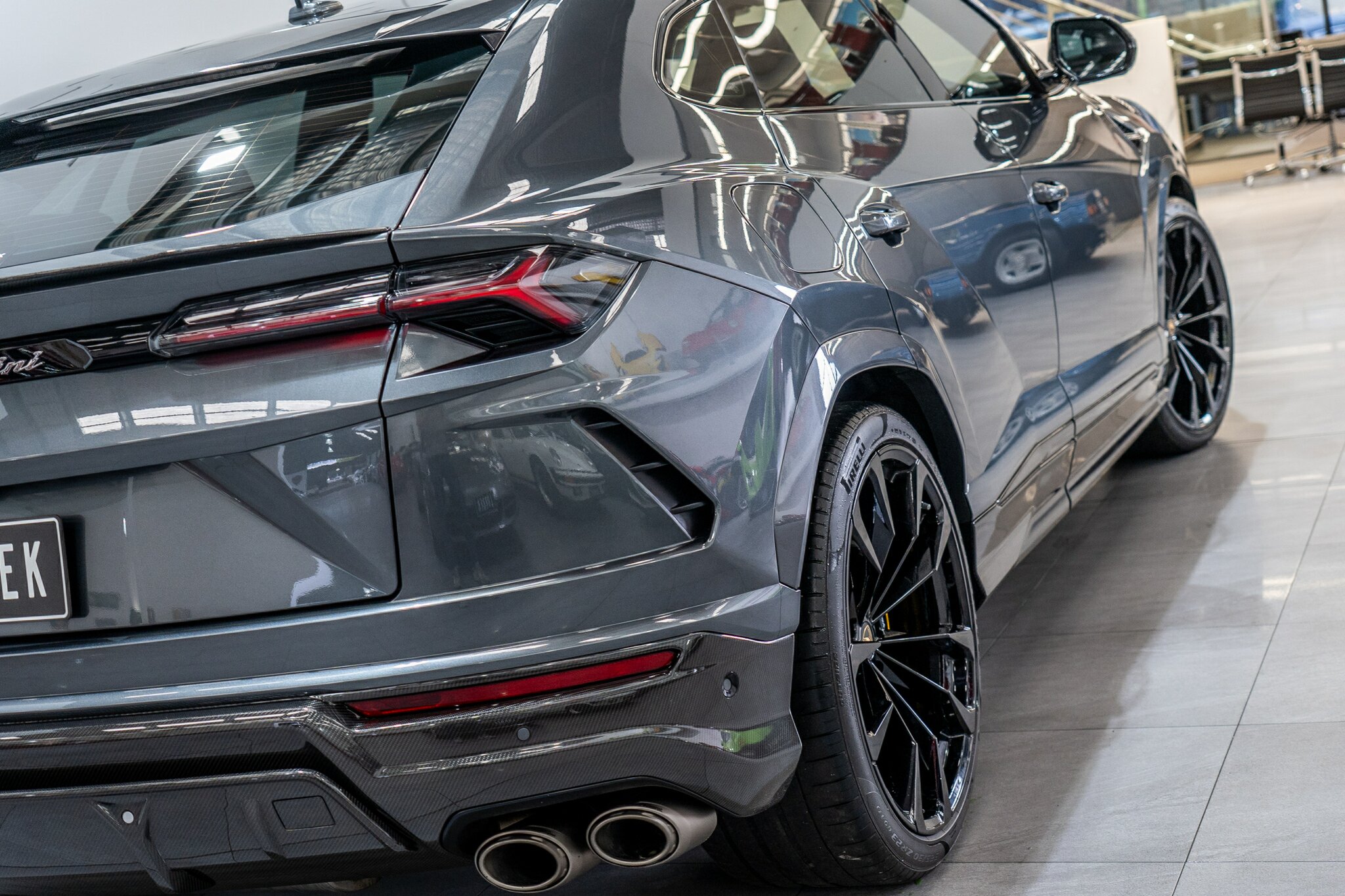 2019 LAMBORGHINI URUS 636 MY19 5 SEAT 8 SP AUTOMATIC 4D WAGON