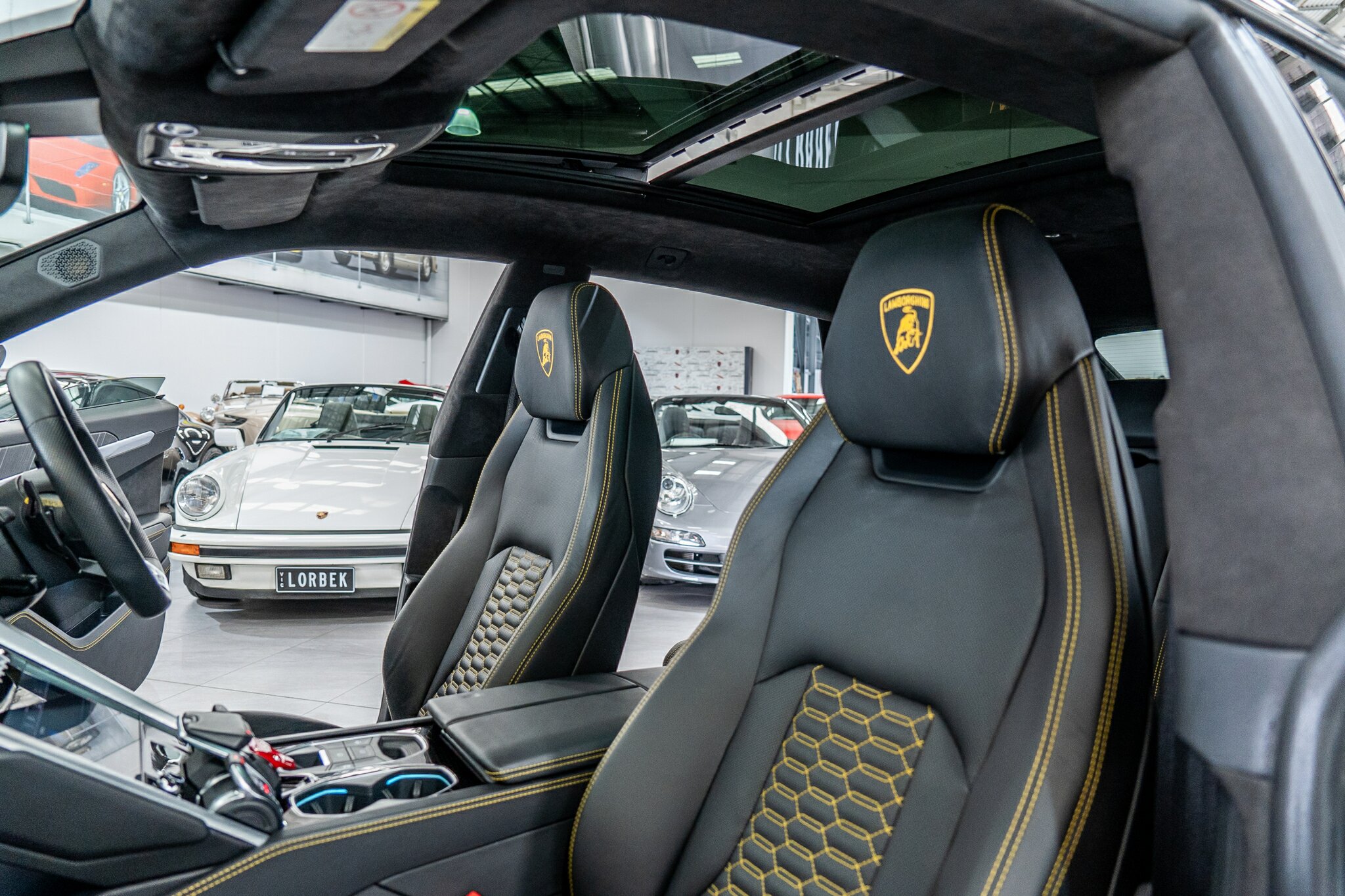 2019 LAMBORGHINI URUS 636 MY19 5 SEAT 8 SP AUTOMATIC 4D WAGON