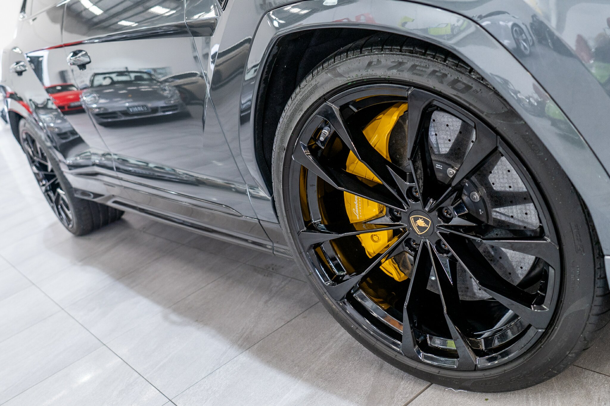 2019 LAMBORGHINI URUS 636 MY19 5 SEAT 8 SP AUTOMATIC 4D WAGON