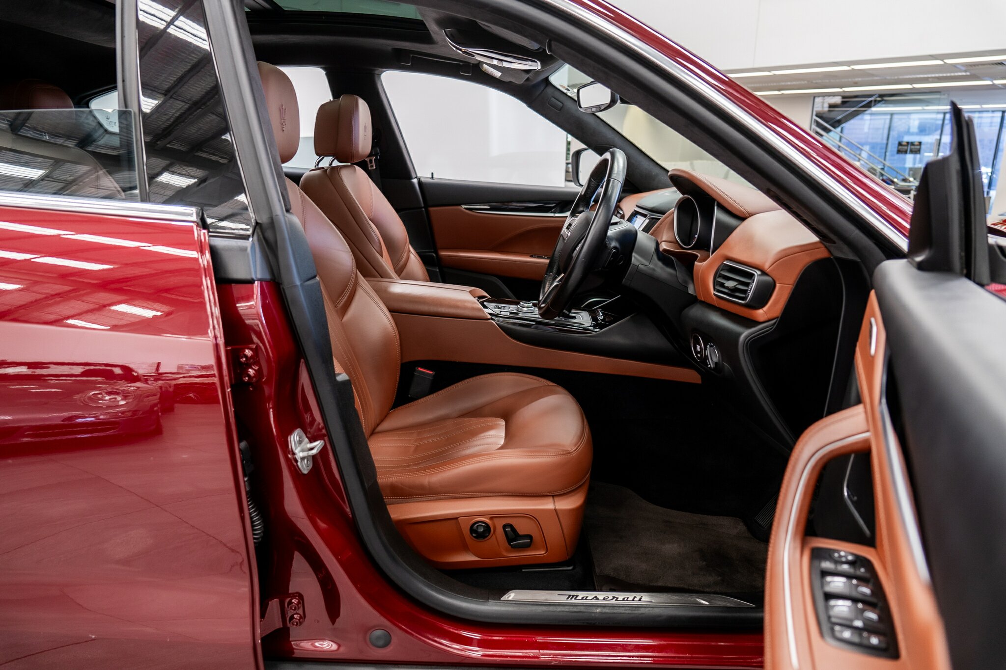 2016 MASERATI LEVANTE M161 MY17 8 SP AUTOMATIC 4D WAGON