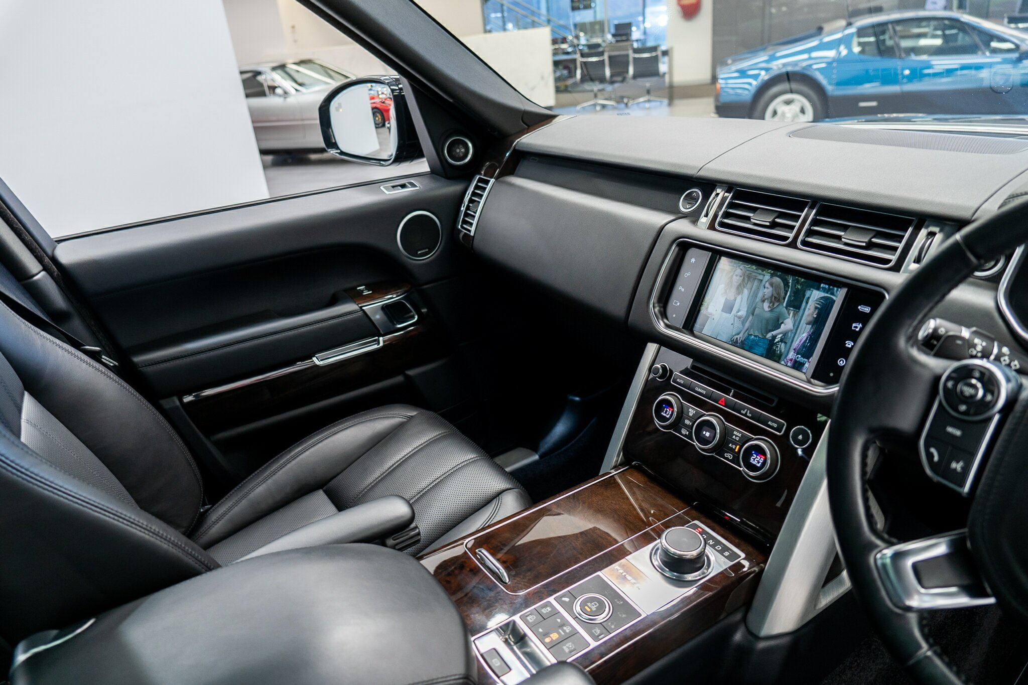 2016 RANGE ROVER RANGE ROVER LG MY16 VOGUE V6 SC 8 SP AUTOMATIC 4D WAGON