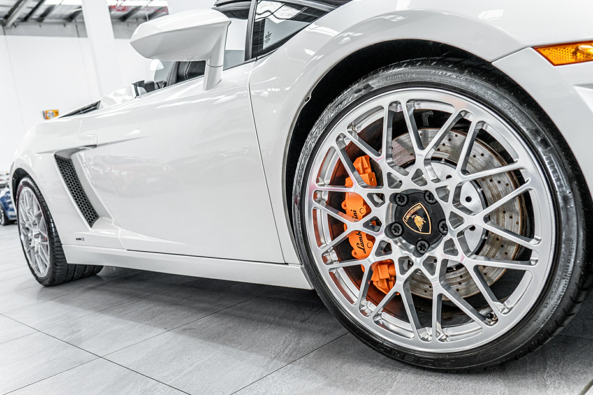 2010 LAMBORGHINI GALLARDO SPYDER 6 SP SEQUENTIAL MANUAL 2D CONVERTIBLE