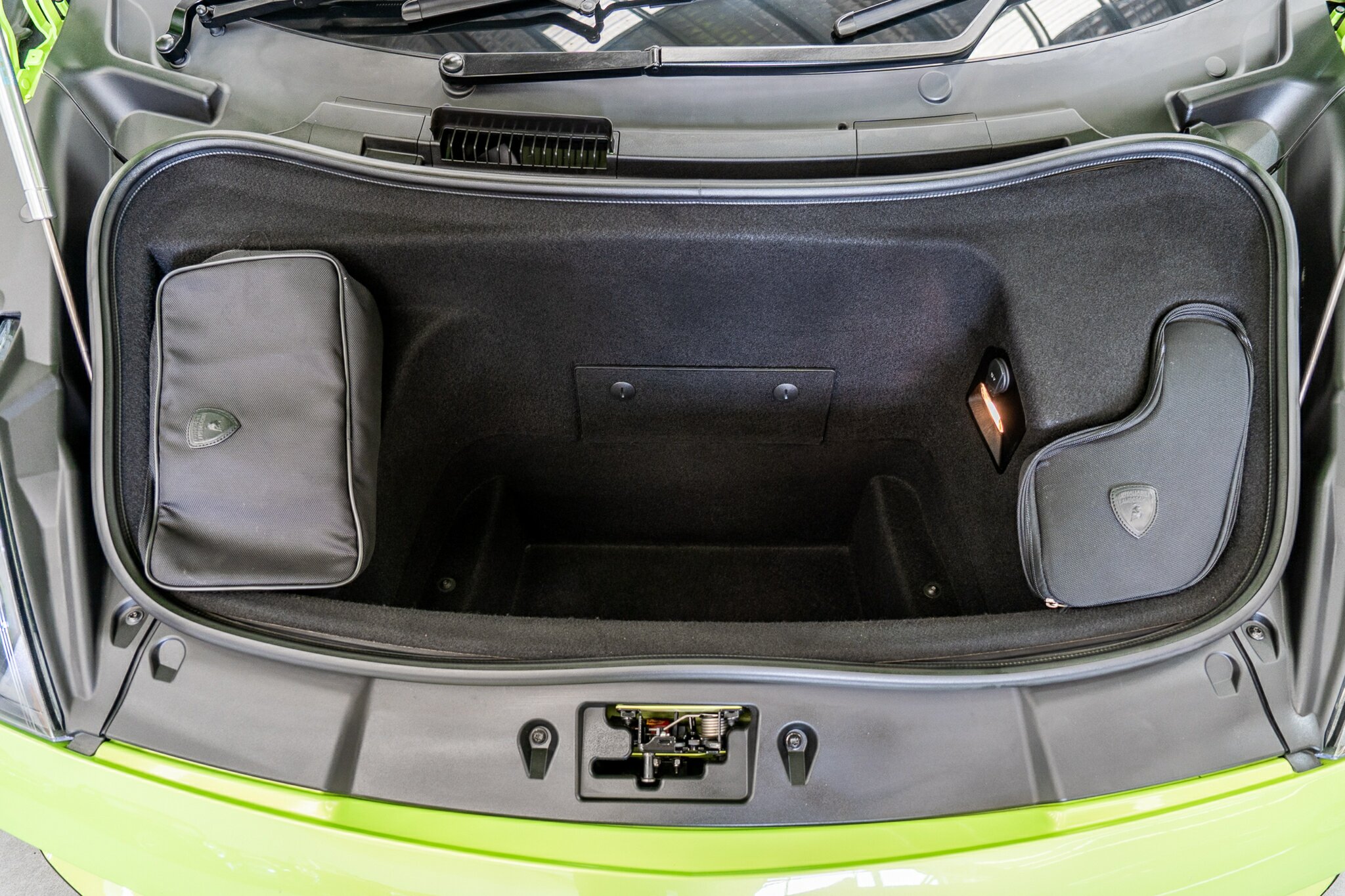 2012 LAMBORGHINI GALLARDO LP570-4 SUPERLEGGERA 6 SP AUTO SEQUENTIAL SEDAN