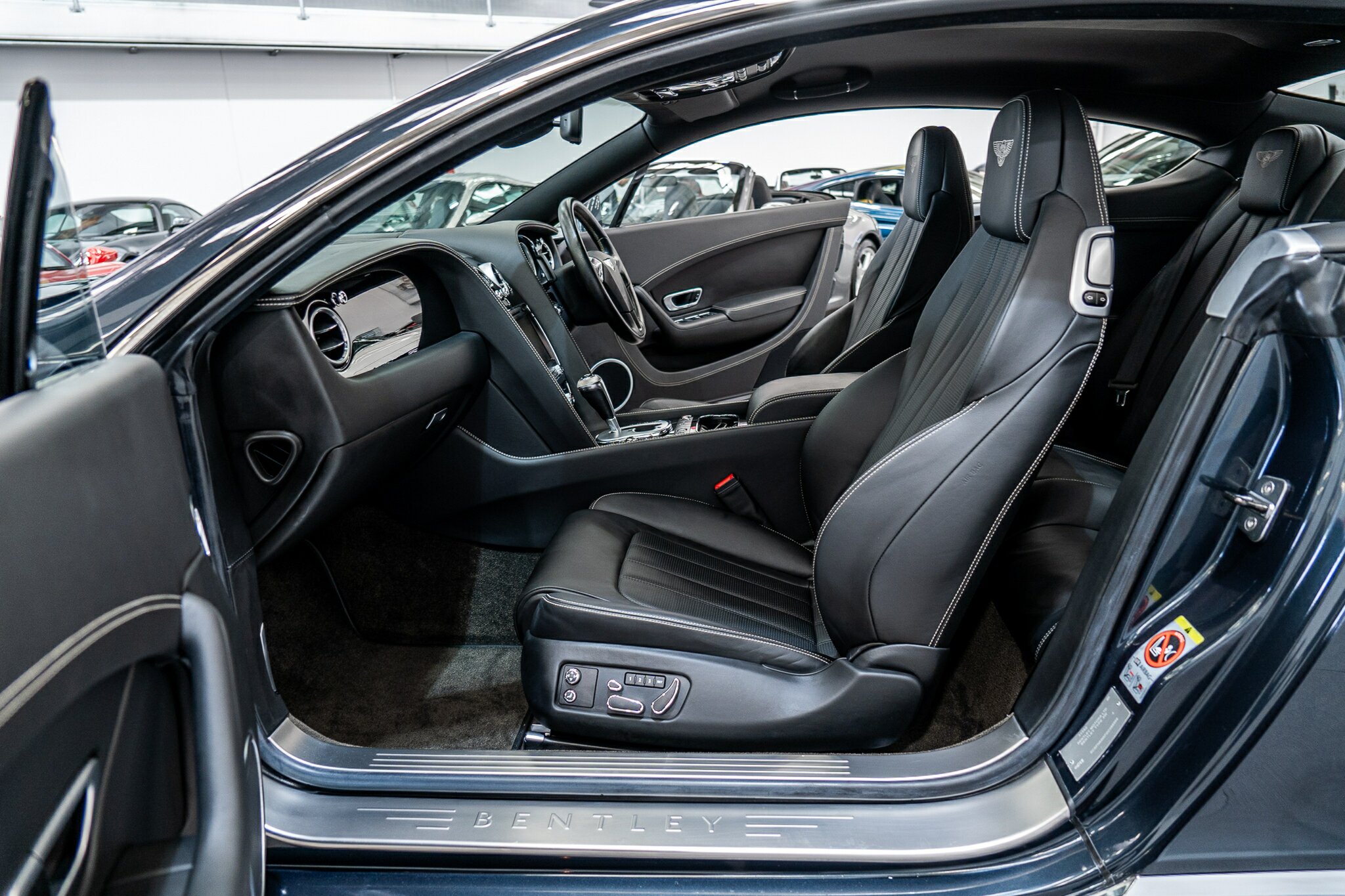 2013 BENTLEY CONTINENTAL 3W MY13 GT V8 8 SP AUTOMATIC SEQUENTIAL SEDAN
