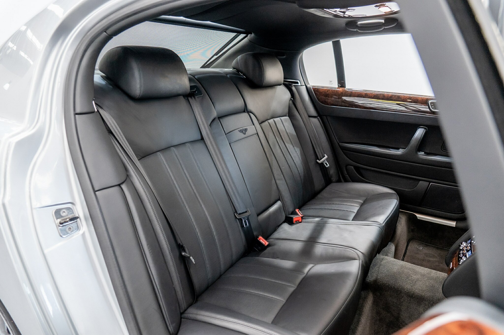 2005 BENTLEY CONTINENTAL 3W MY06 FLYING SPUR 6 SP AUTOMATIC SEDAN