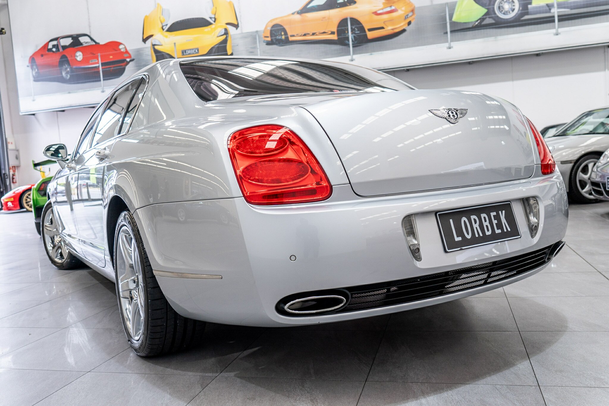 2005 BENTLEY CONTINENTAL 3W MY06 FLYING SPUR 6 SP AUTOMATIC SEDAN