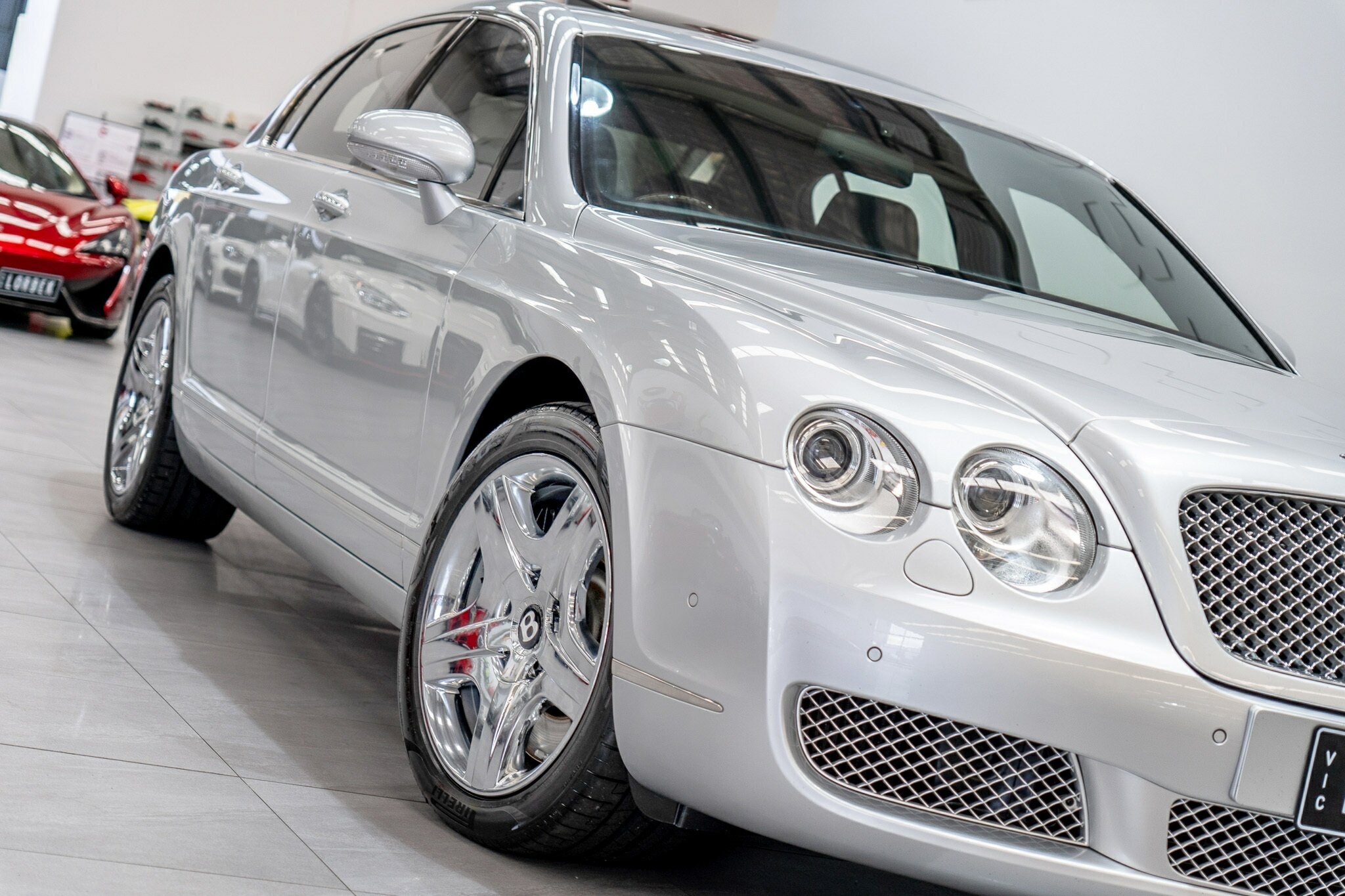 2005 BENTLEY CONTINENTAL 3W MY06 FLYING SPUR 6 SP AUTOMATIC SEDAN