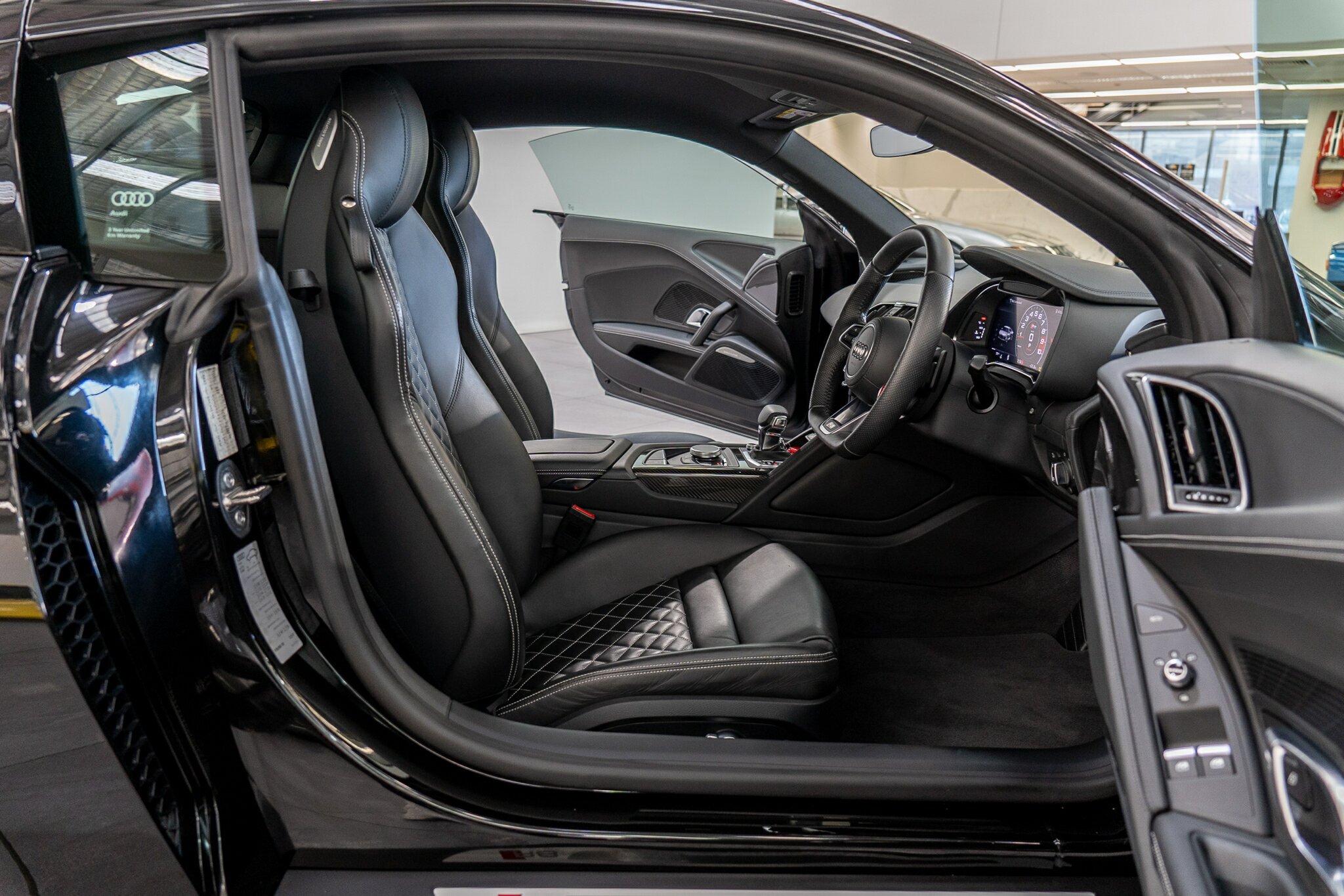 2018 AUDI R8 4S MY18 RWS 7 SP AUTOMATIC 2D ROADSTER