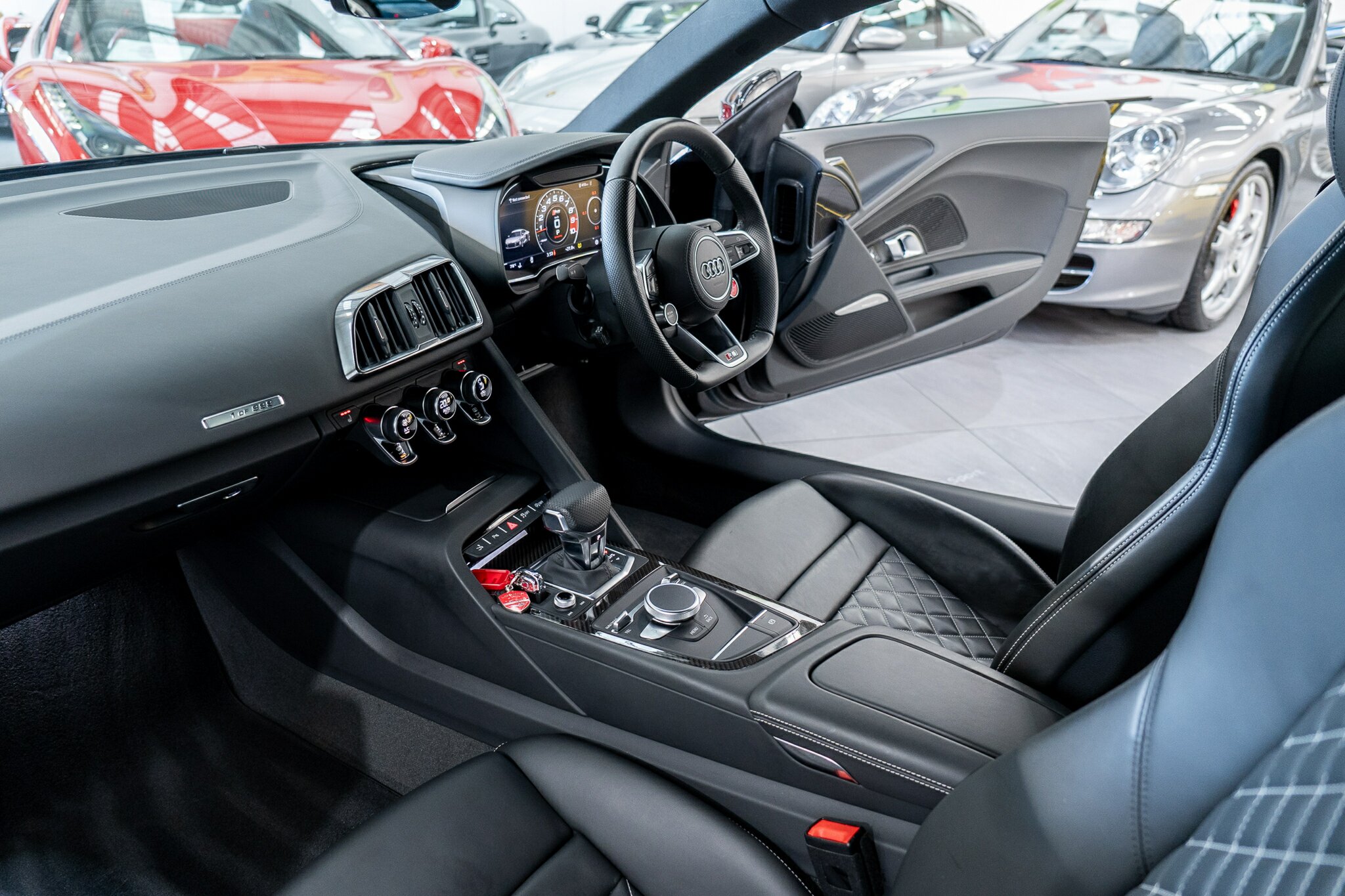 2018 AUDI R8 4S MY18 RWS 7 SP AUTOMATIC 2D ROADSTER