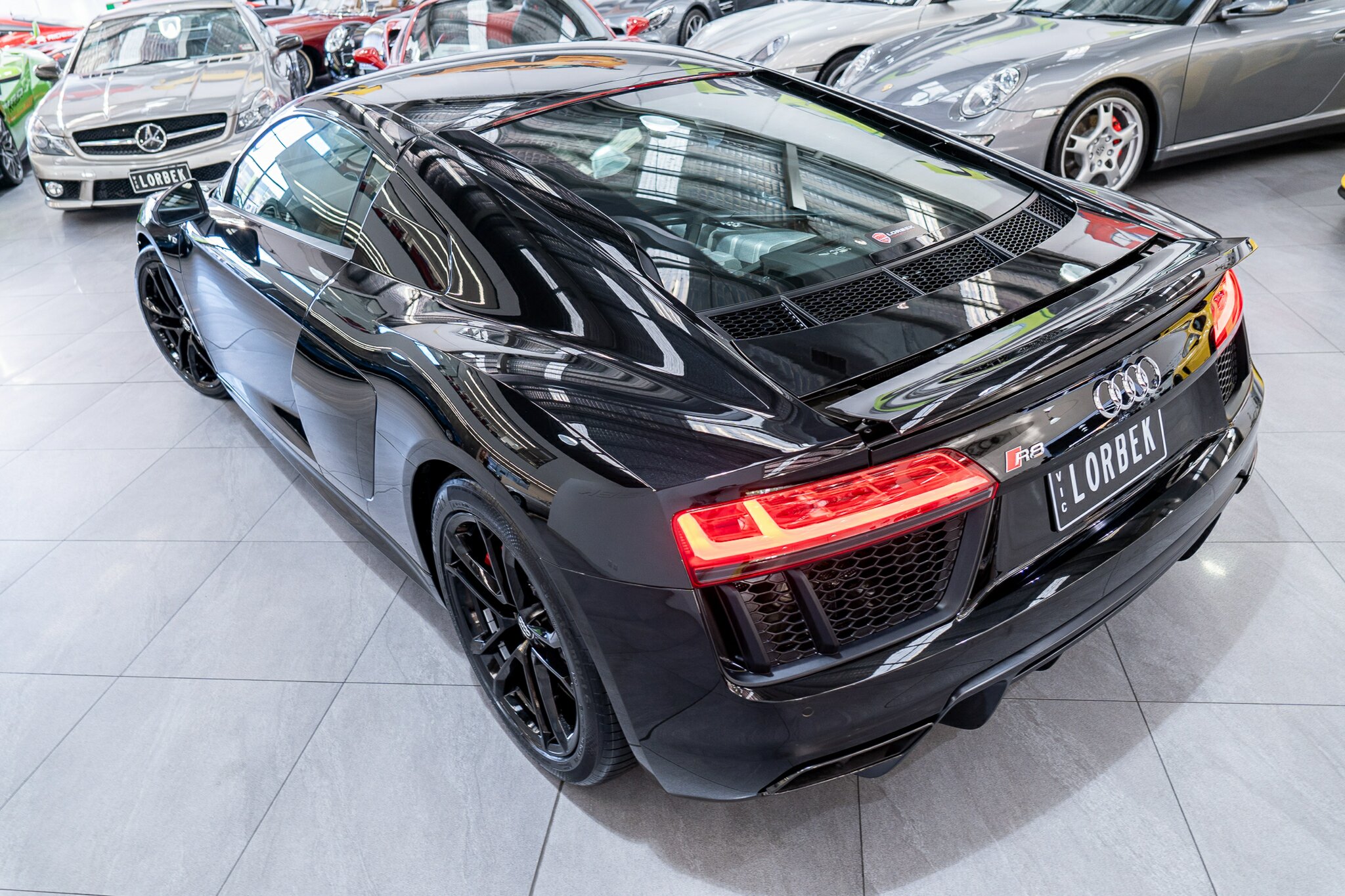 2018 AUDI R8 4S MY18 RWS 7 SP AUTOMATIC 2D ROADSTER
