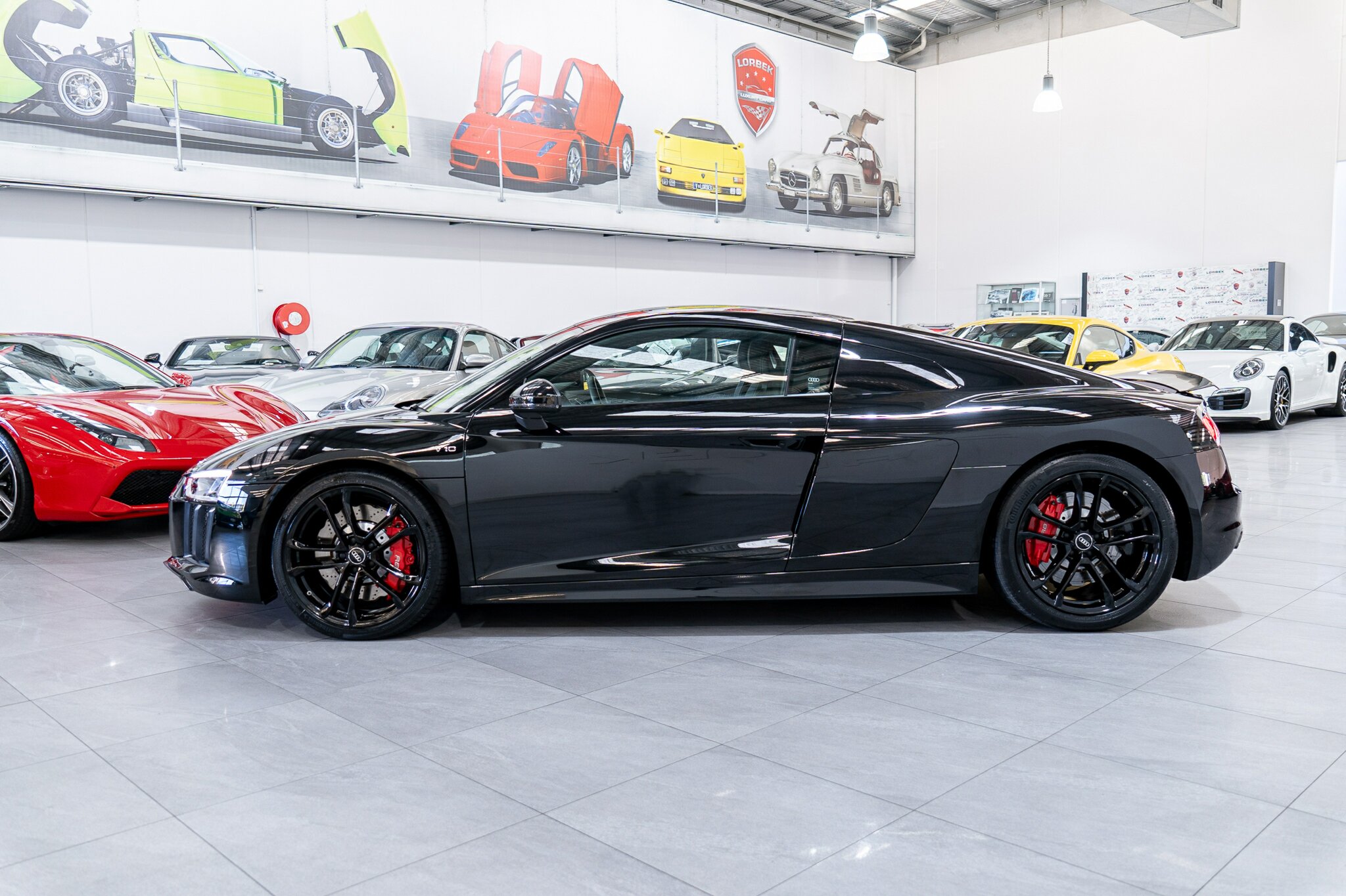 2018 AUDI R8 4S MY18 RWS 7 SP AUTOMATIC 2D ROADSTER