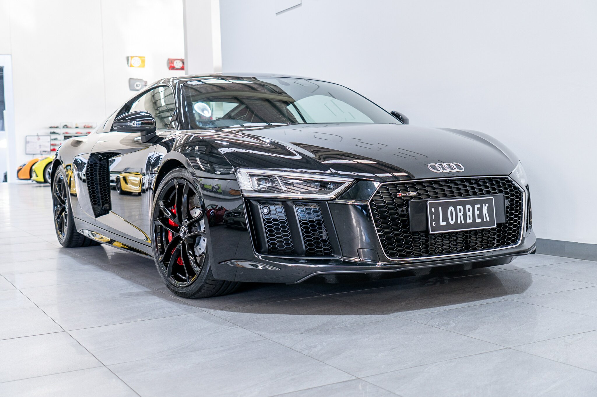 2018 AUDI R8 4S MY18 RWS 7 SP AUTOMATIC 2D ROADSTER