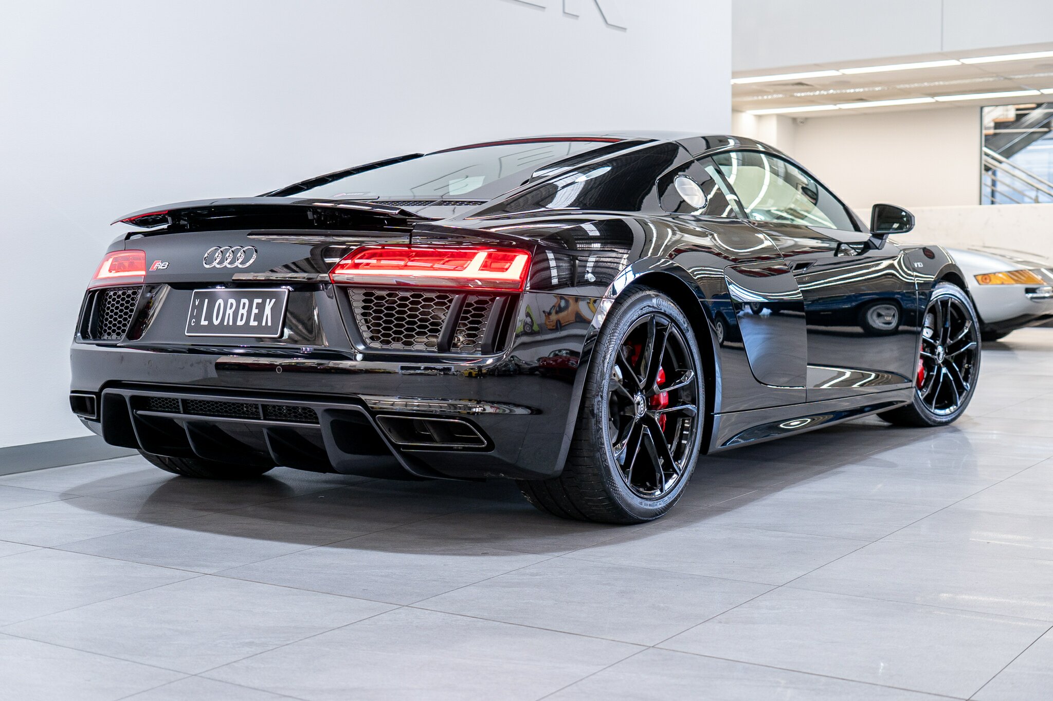 2018 AUDI R8 4S MY18 RWS 7 SP AUTOMATIC 2D ROADSTER