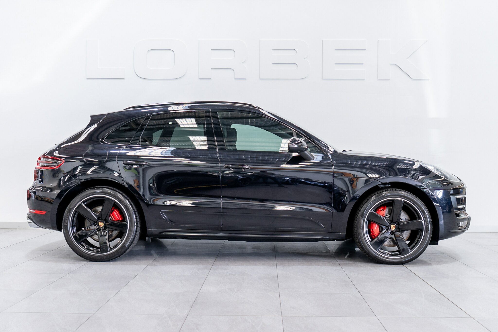 2017 PORSCHE MACAN 95B MY18 TURBO (PERF PACK) 7 SP AUTO DUAL CLUTCH 4D WAGON