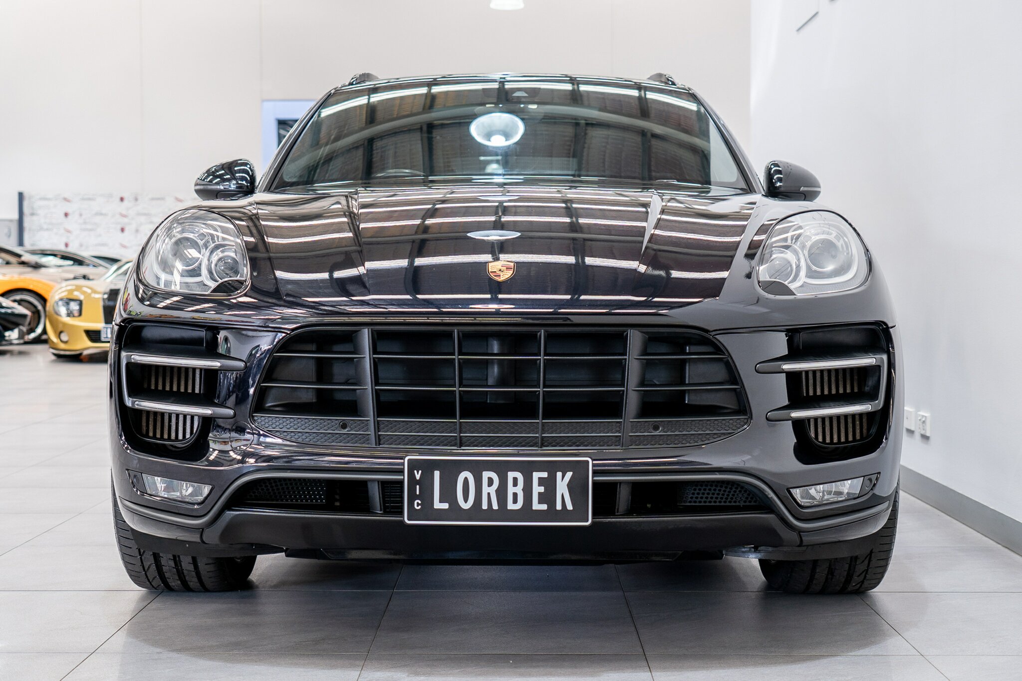 2017 PORSCHE MACAN 95B MY18 TURBO (PERF PACK) 7 SP AUTO DUAL CLUTCH 4D WAGON