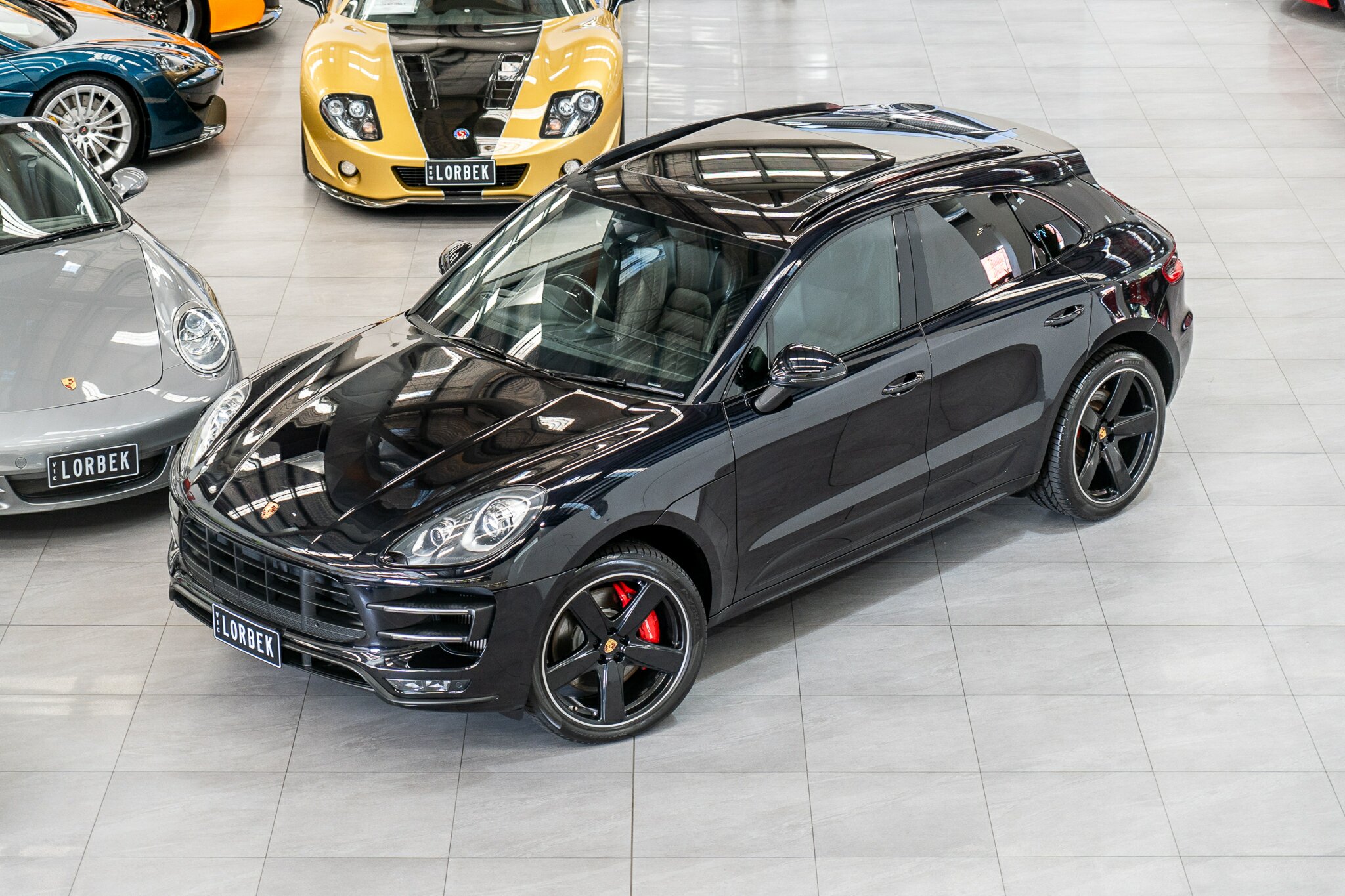2017 PORSCHE MACAN 95B MY18 TURBO (PERF PACK) 7 SP AUTO DUAL CLUTCH 4D WAGON