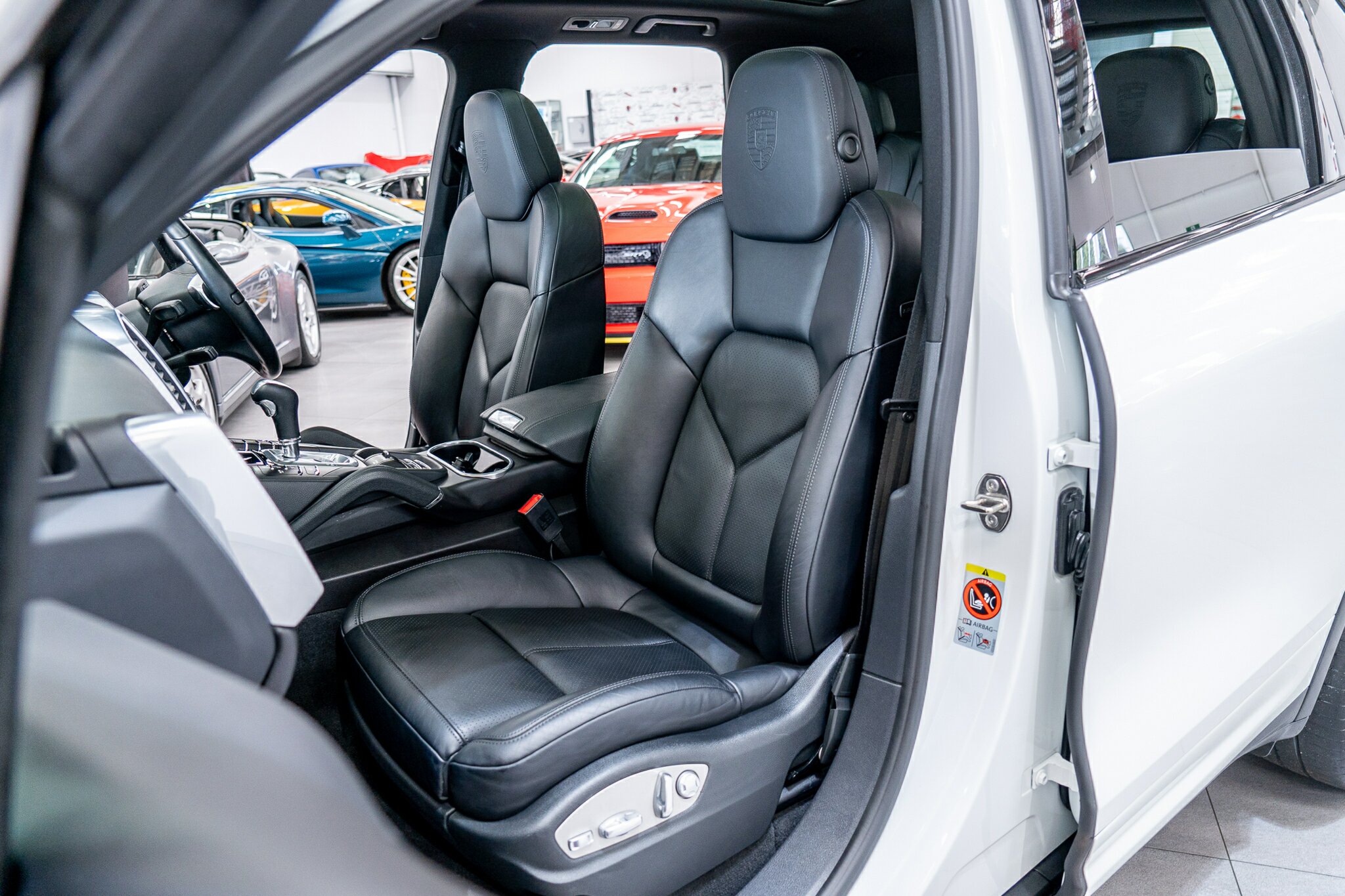 2014 PORSCHE CAYENNE SERIES 2 DIESEL PLATINUM EDITION 8 SP AUTOMATIC TIPTRONIC 4D WAGON