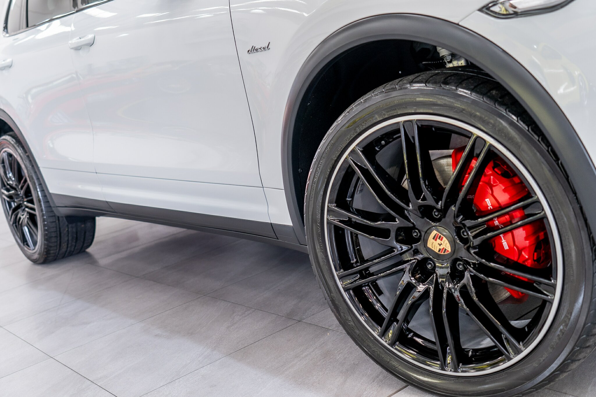 2014 PORSCHE CAYENNE SERIES 2 DIESEL PLATINUM EDITION 8 SP AUTOMATIC TIPTRONIC 4D WAGON