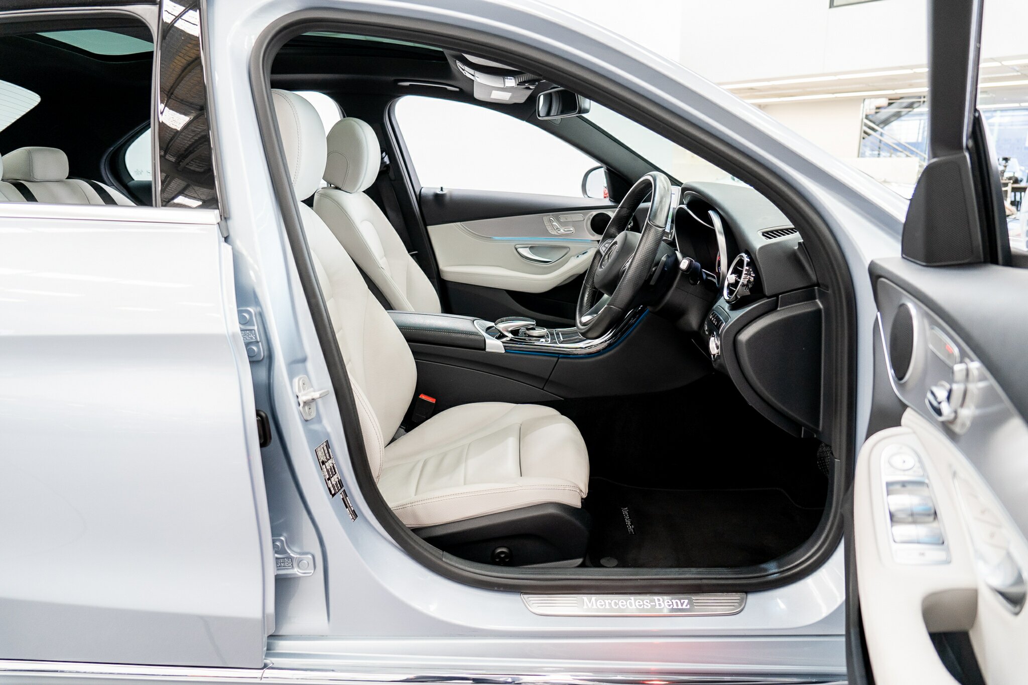 2015 MERCEDES-BENZ C250 205 7 SP AUTOMATIC 4D SEDAN