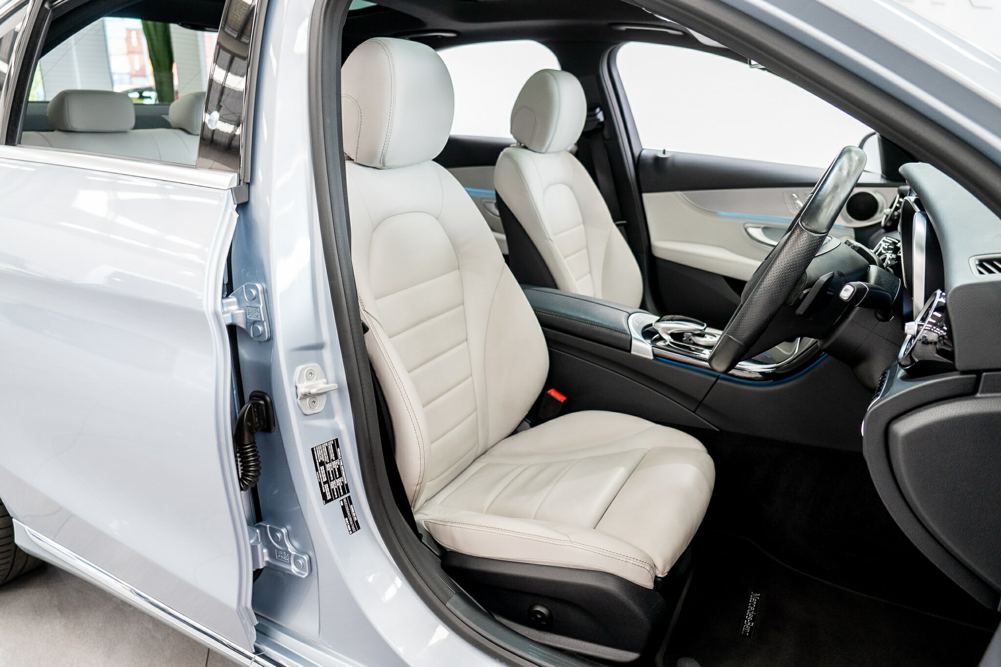 2015 MERCEDES-BENZ C250 205 7 SP AUTOMATIC 4D SEDAN