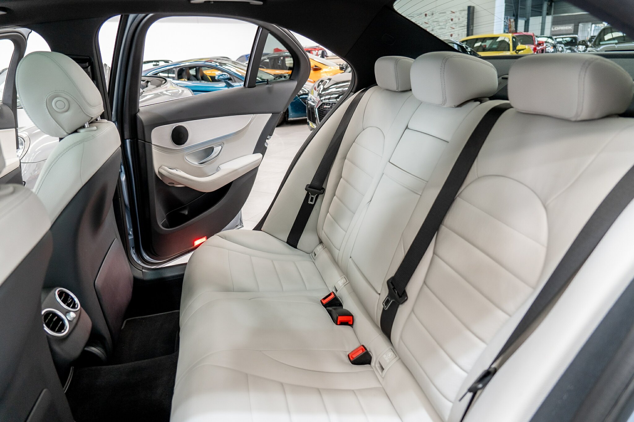 2015 MERCEDES-BENZ C250 205 7 SP AUTOMATIC 4D SEDAN