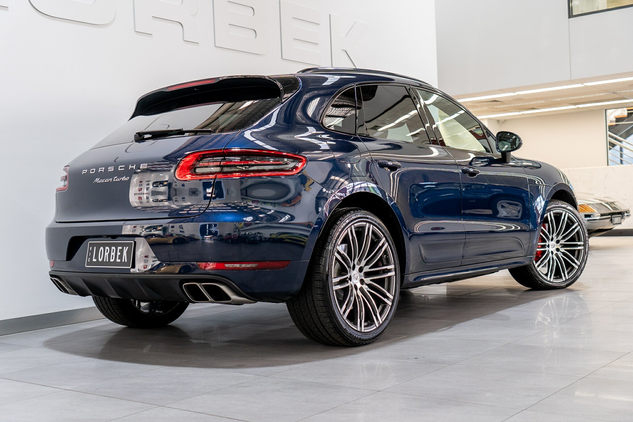 2017 PORSCHE MACAN MY17 TURBO 7 SP AUTO DUAL CLUTCH 4D WAGON