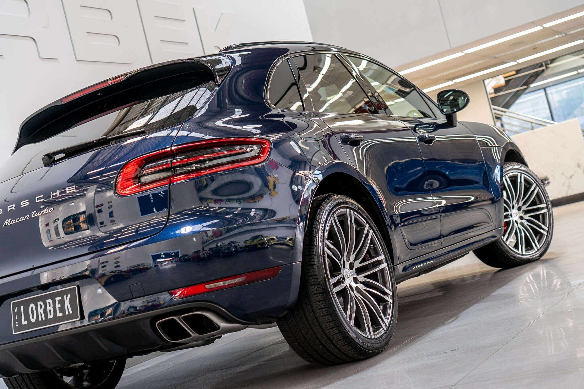2017 PORSCHE MACAN MY17 TURBO 7 SP AUTO DUAL CLUTCH 4D WAGON